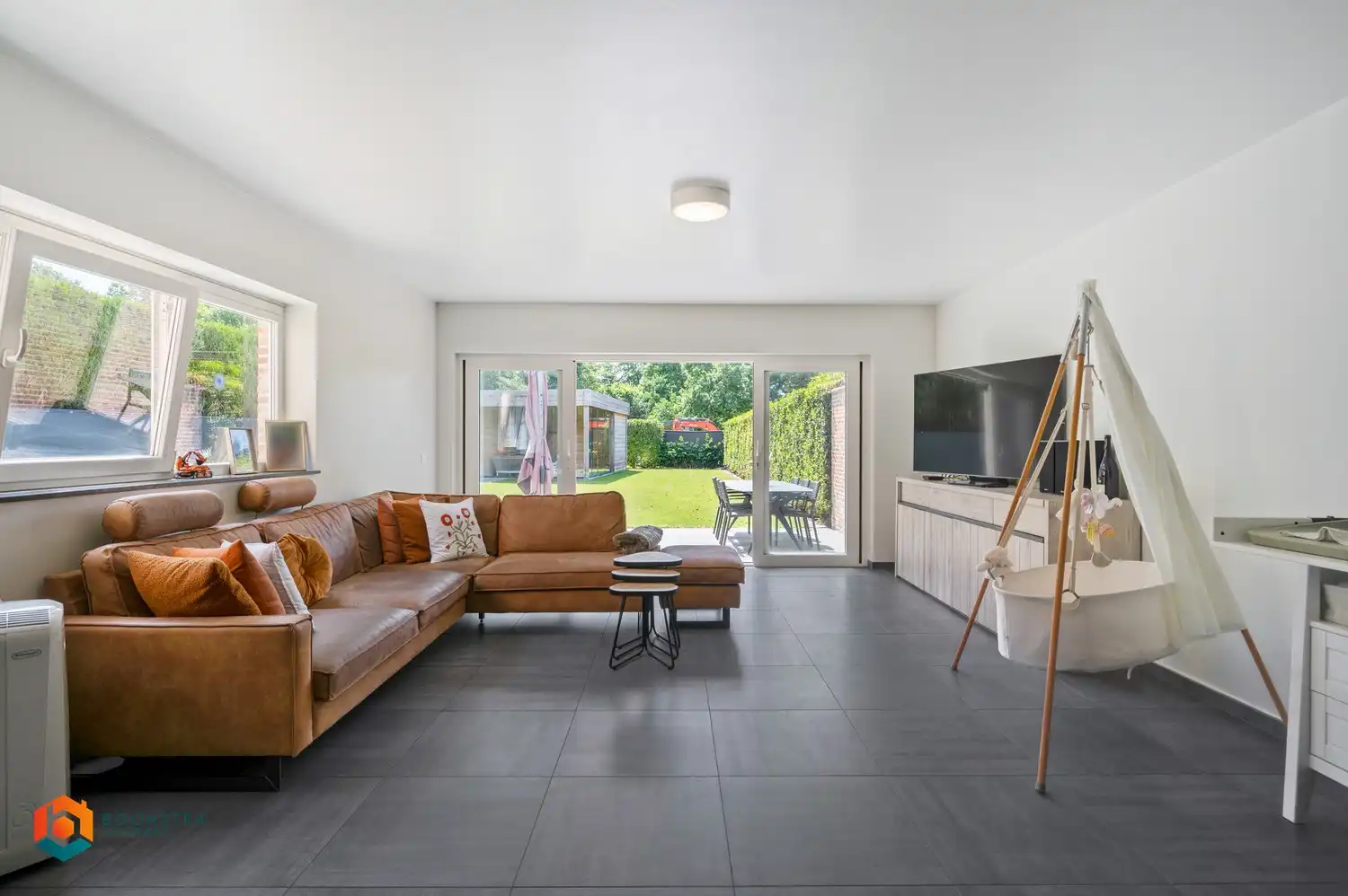 Energiezuinige woning op perceel van 527 m² met 4 slpks en bureau foto 2