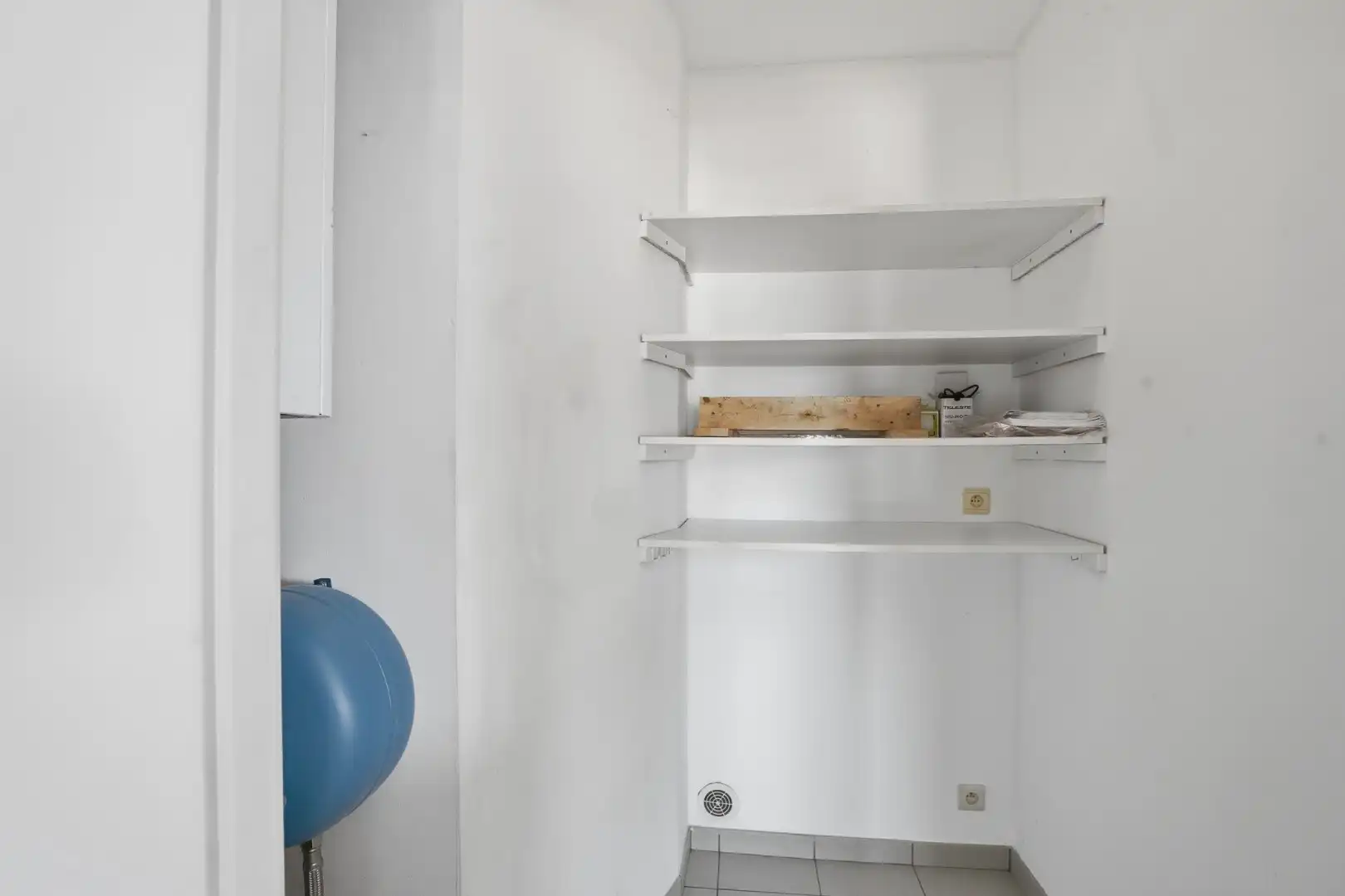 Instapklaar appartement met 2 slaapkamers te Eernegem foto 9