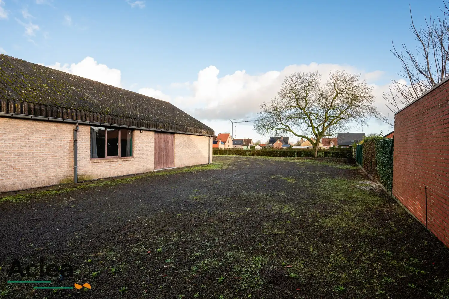 Multifunctionele eigendom bestaande uit café met appartement en feestzaal foto 20