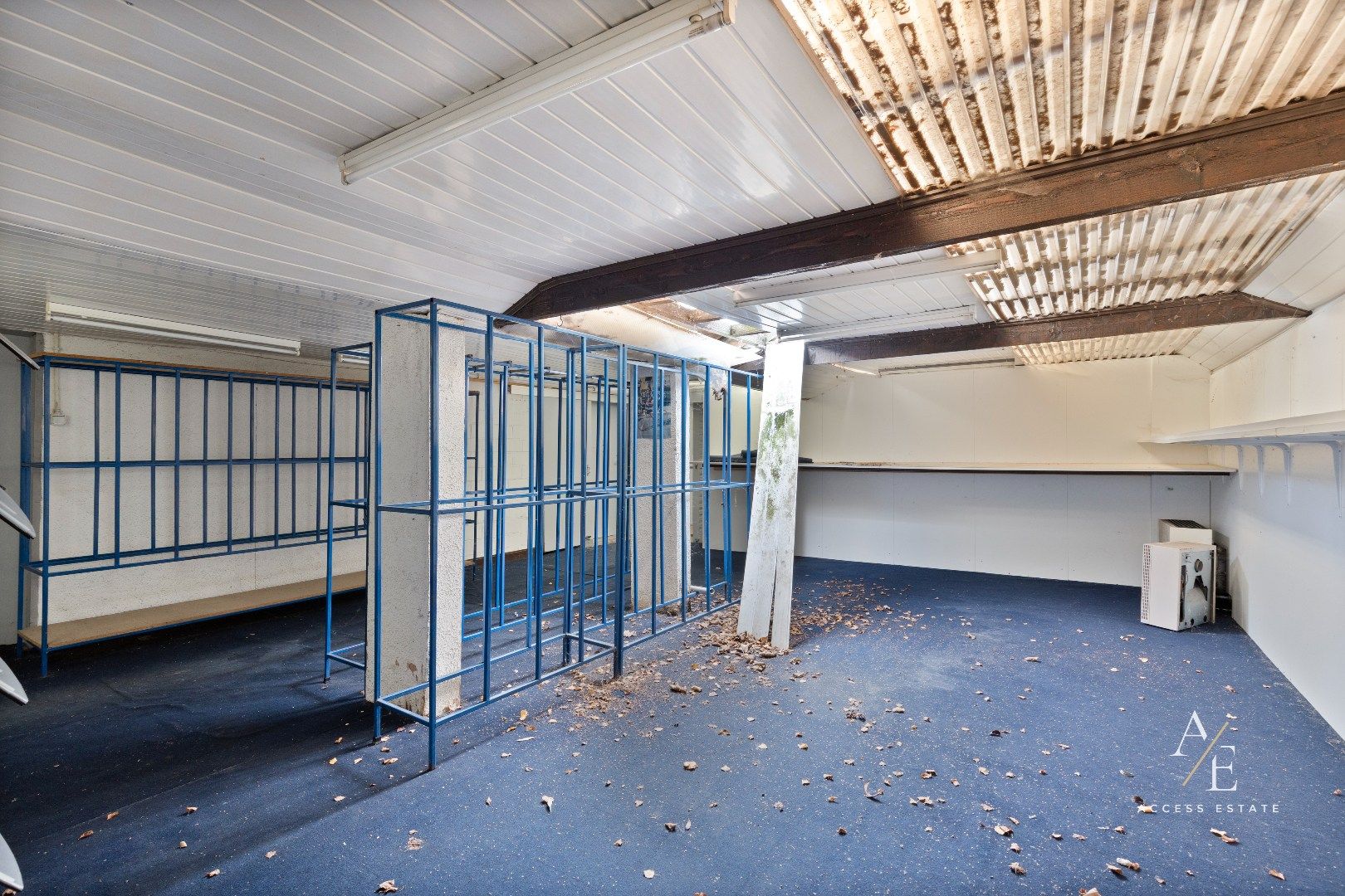 EEKLO - Te renoveren handelshuis met grote bruikbare oppervlakte en tuin foto 4