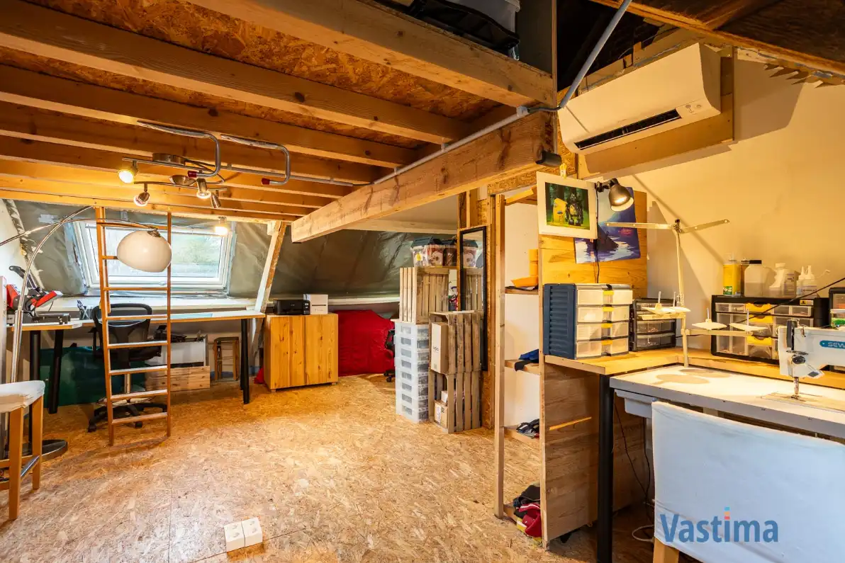 Super energiezuinige gezinswoning met tuin in hartje Nieuwerkerken foto 16