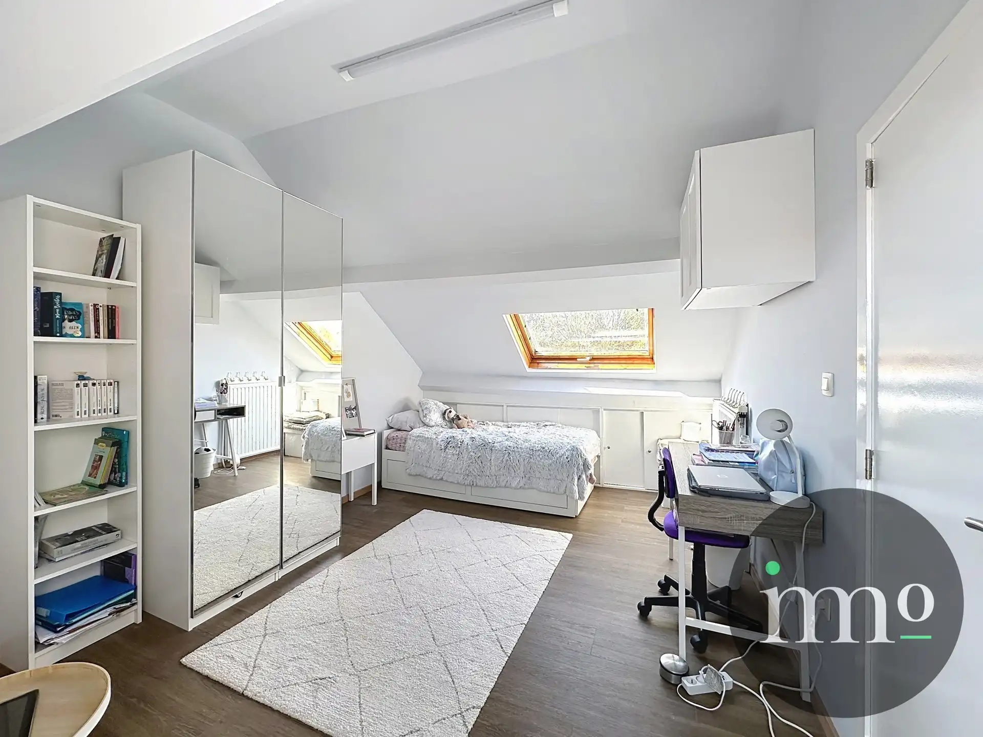 RUIME DRIEGEVELWONING MET 5 SLAAPKAMERS EN TUIN foto 12