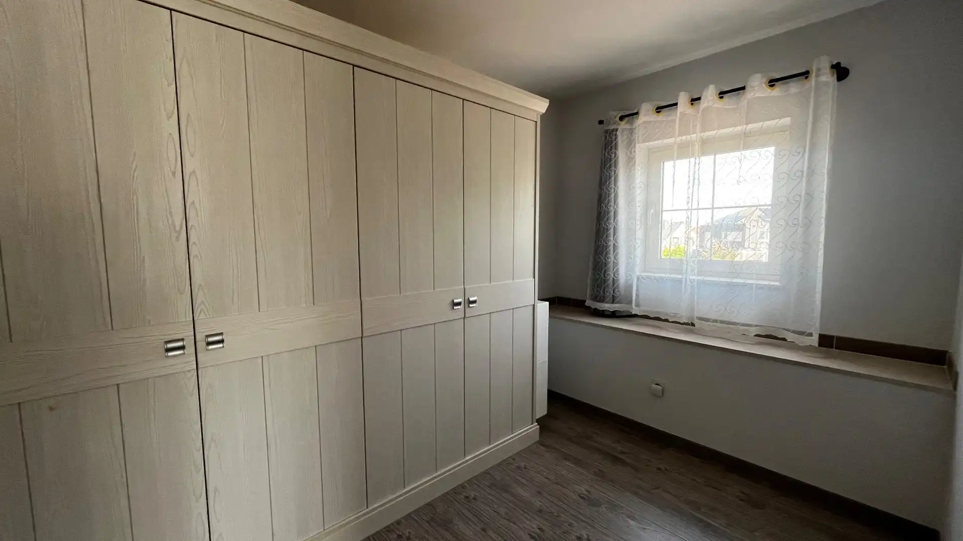 Grote woning met mogelijks 6 kamers, garage,... foto 16
