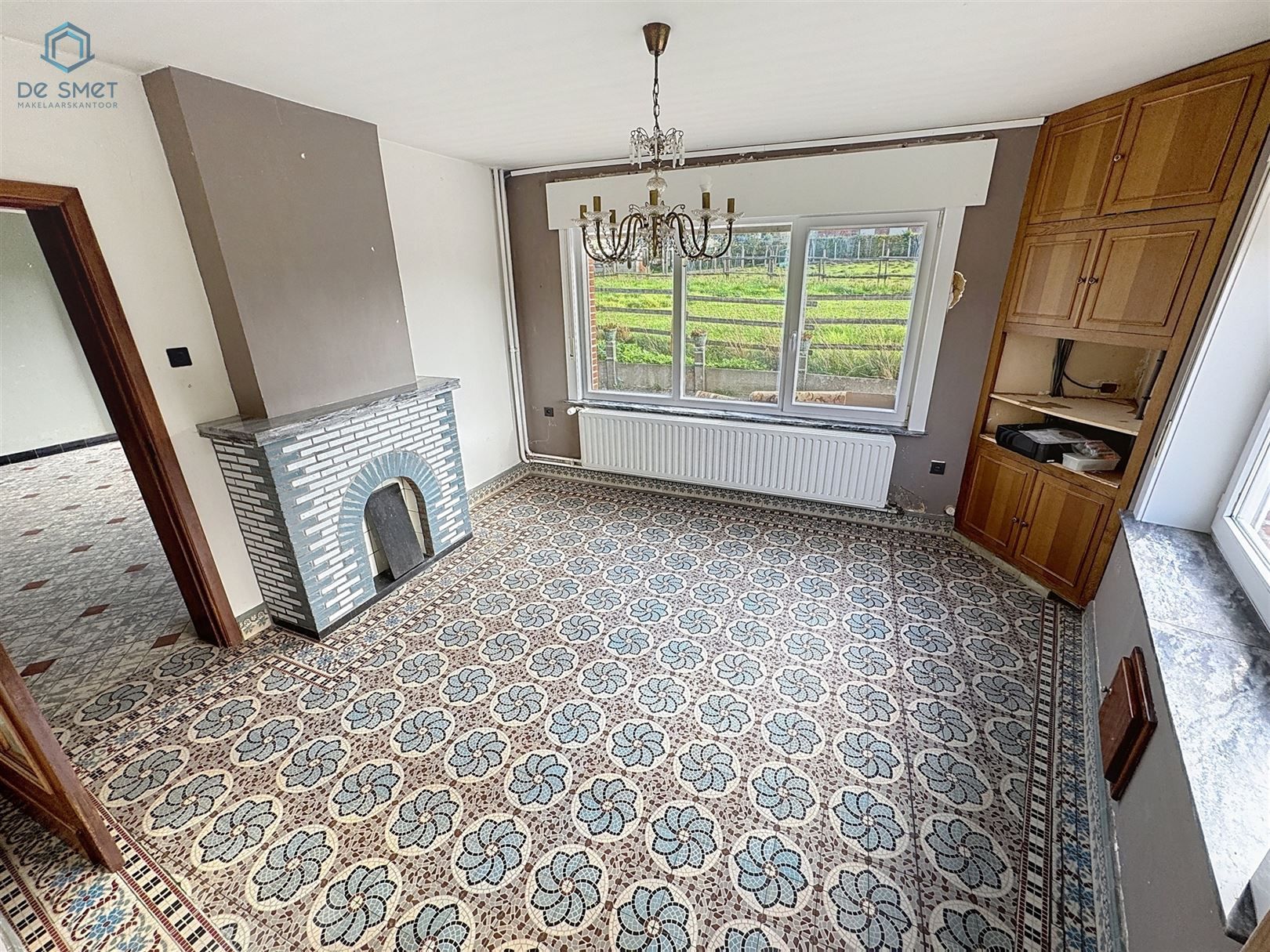 Te koop: Op te frissen gezinswoning met 3 slaapkamers, garage en tuin geen renovatieplicht! foto 6