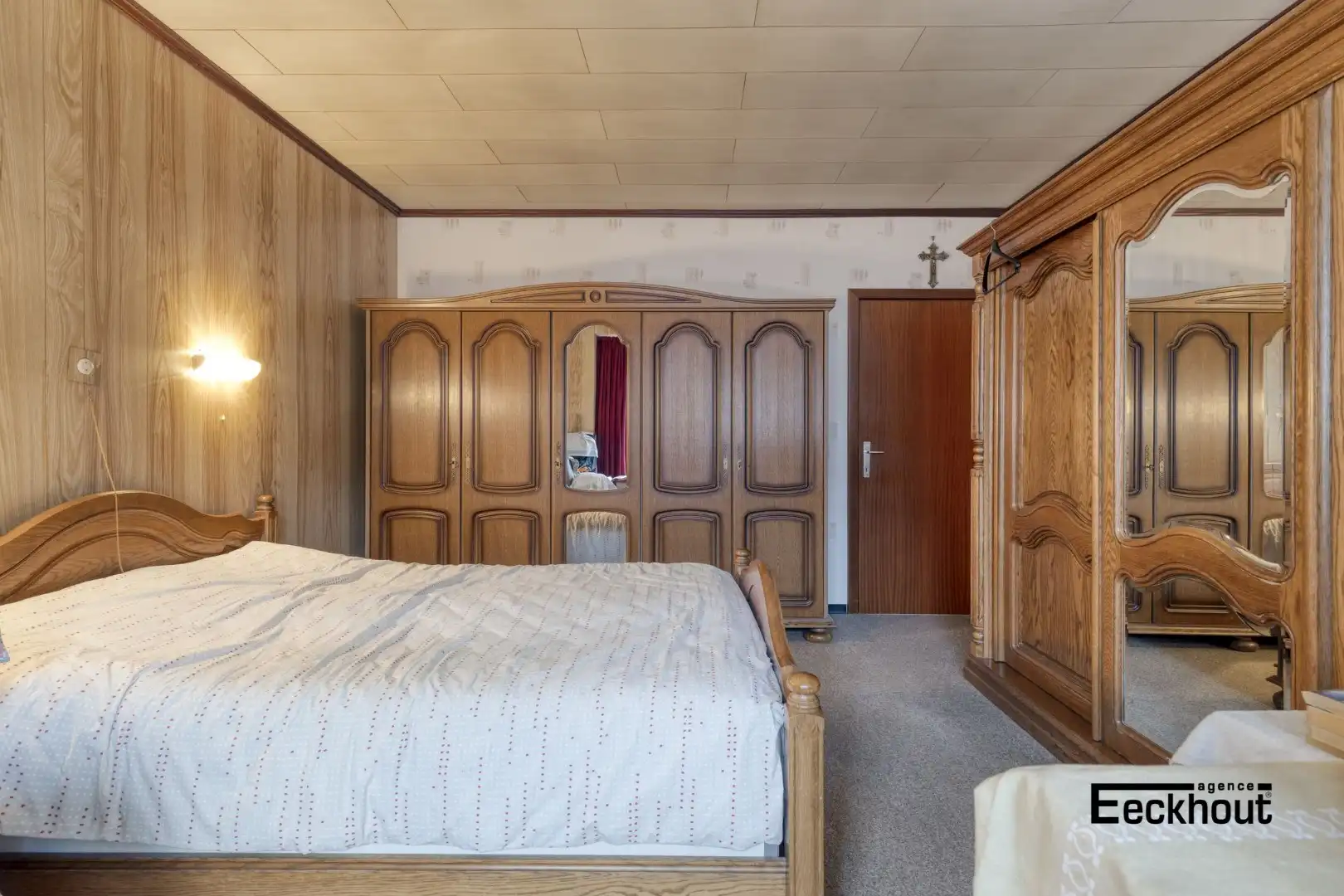 Zeer grote woning met atelier/opslagplaats en 2 aparte garageboxen! foto 13