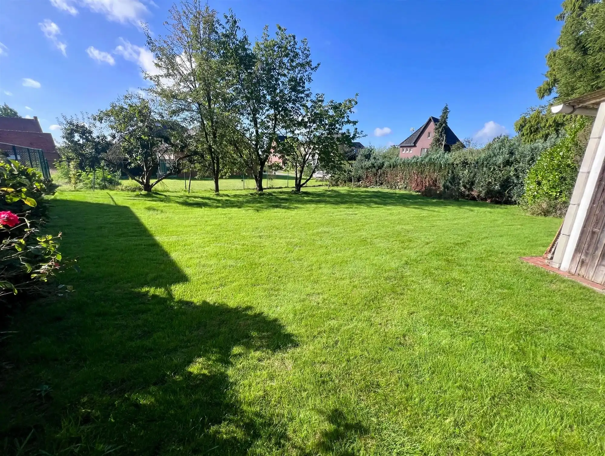 Karaktervolle woning op 907 m² en renovatiepotentieel foto 8