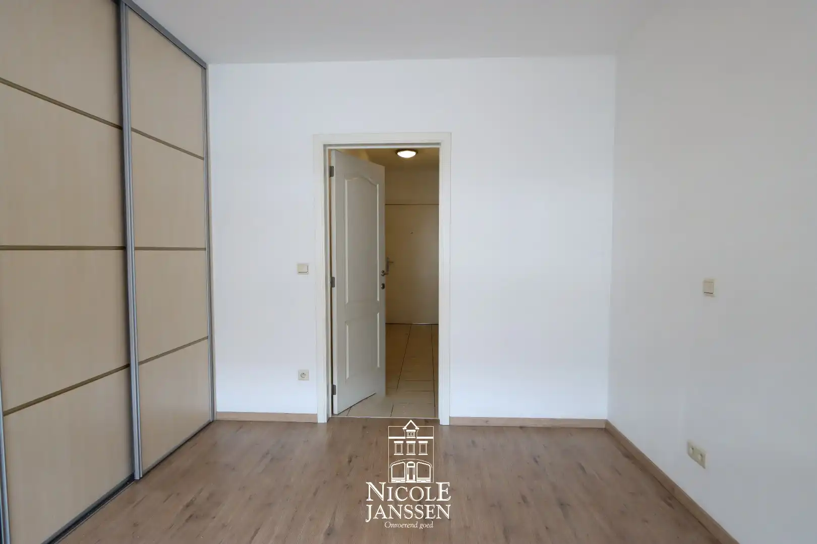 Gelijkvloers appartement  foto 12