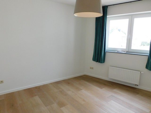 Ruim appartement met autostaanplaats  foto 10