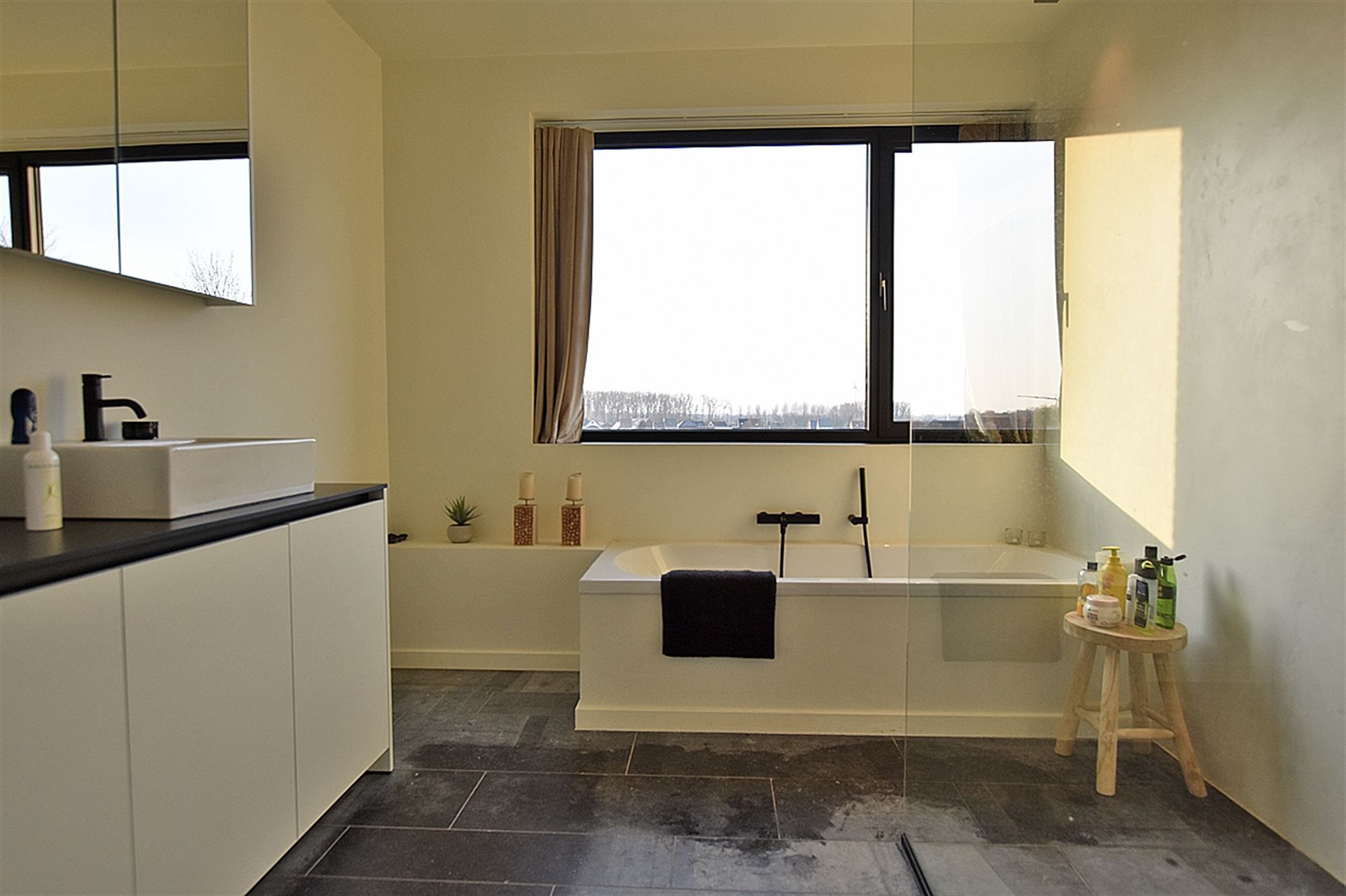 Stijlvol APPARTEMENT (DUPLEX) met 2 slpks & terras foto 12