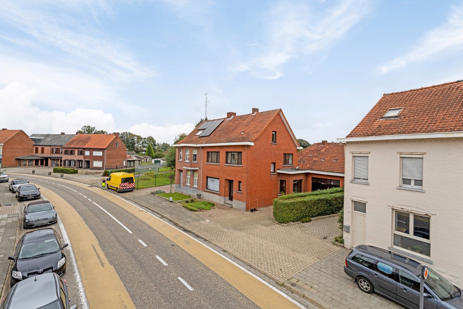 Ruim ingedeelde woning met veel mogelijkheden op een gunstige locatie in Ginderbuiten. foto 30