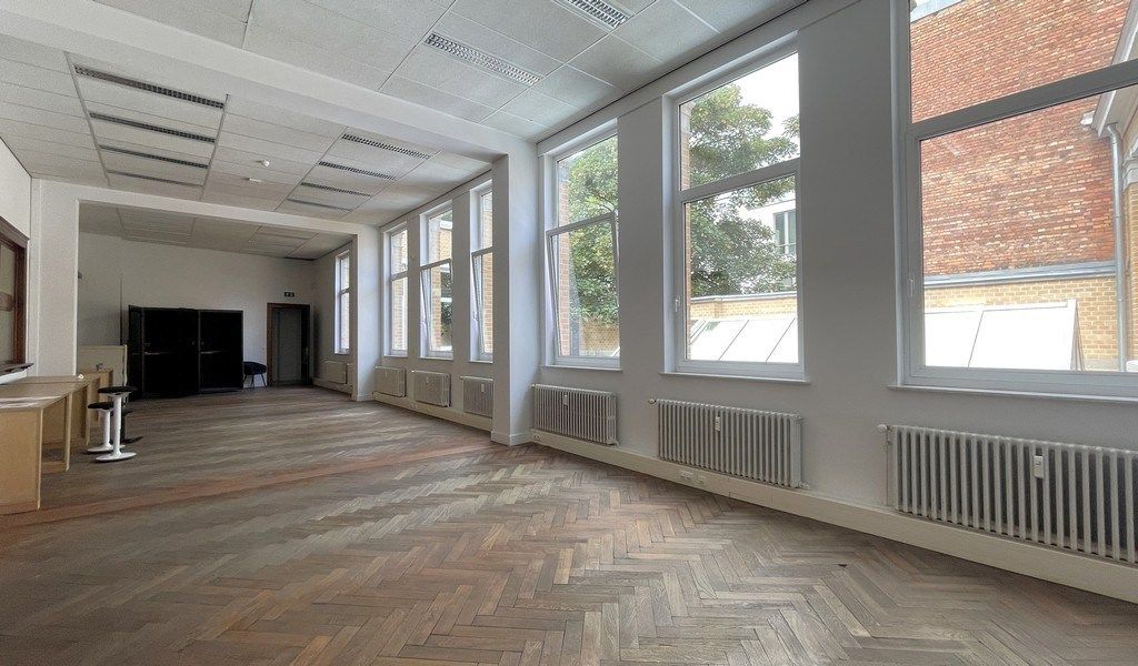 Kantoor te huur in prachtig herenhuis in centrum Antwerpen foto 7