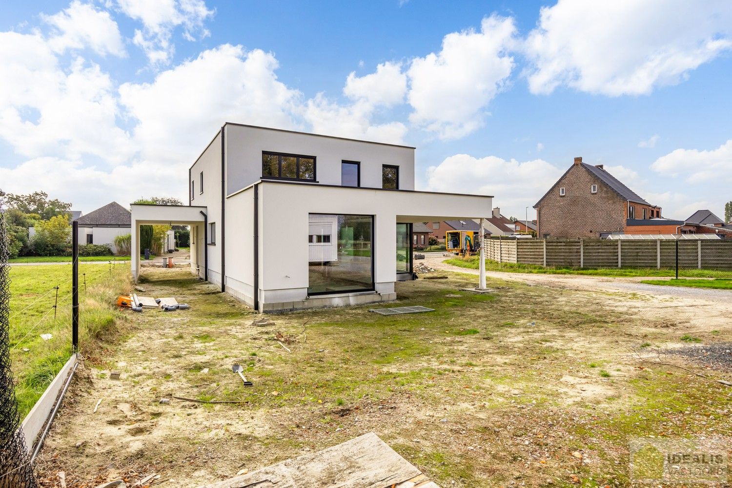 IDEALIS VASTGOED – RUIME (CASCO/VERDER AF TE WERKEN) NIEUWBOUWVILLA MET DE PERFECTE INDELING, EEN HEERLIJKE LEEFRUIMTE, KANTOOR, EXTRA RUIME BERGING, 3 RUIME SLAAPKAMERS, 3 BADKAMERS, CARPORT EN OVERDEKT TERRAS OP EEN RIANT PERCEEL VAN MAAR LIEFST 29A 51CA MET VRIJE ZICHTEN EN DE PERFECTE ORIENTATIE! foto 27