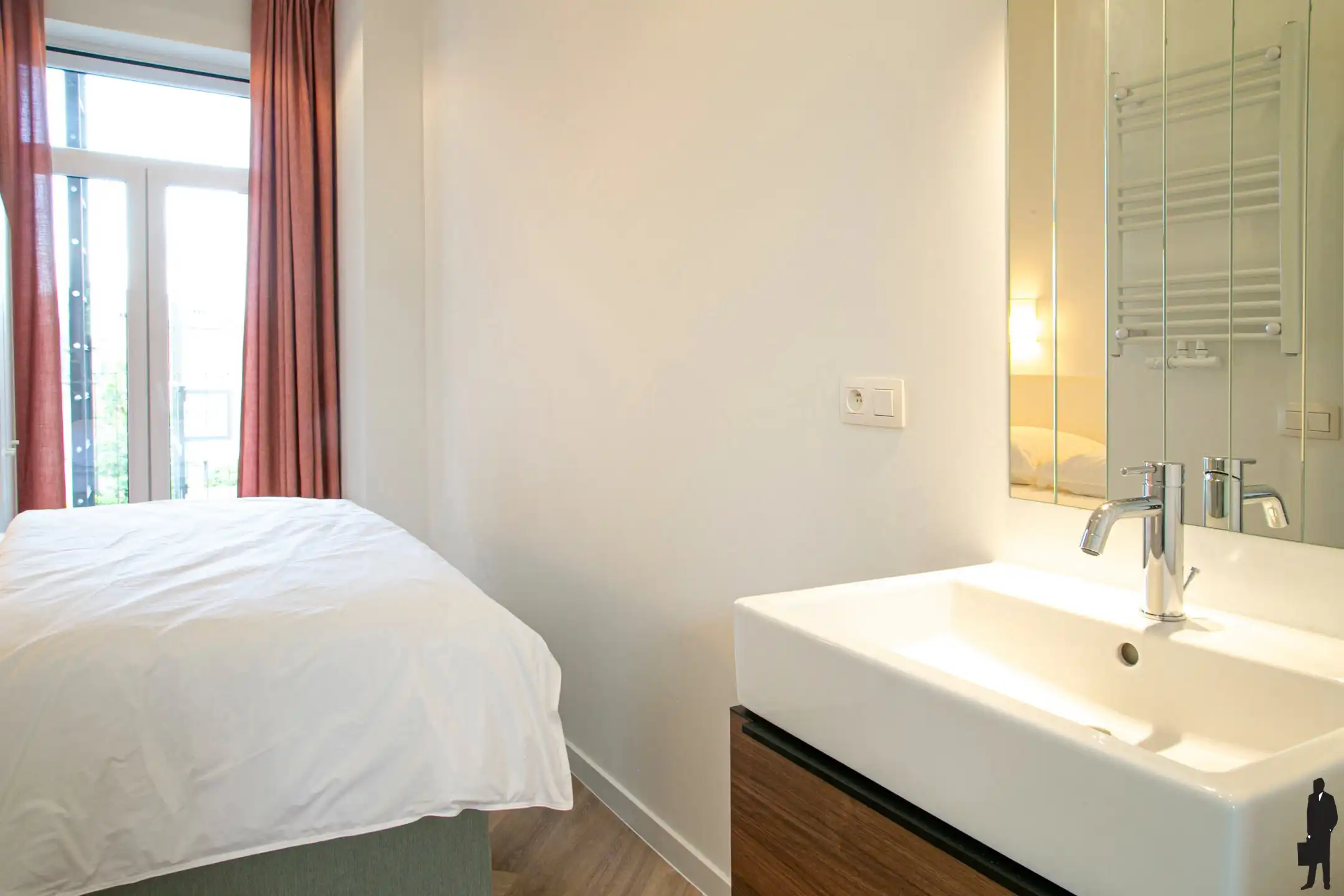 Vergund appartementsgebouw met vast rendement op het Zuid foto 8