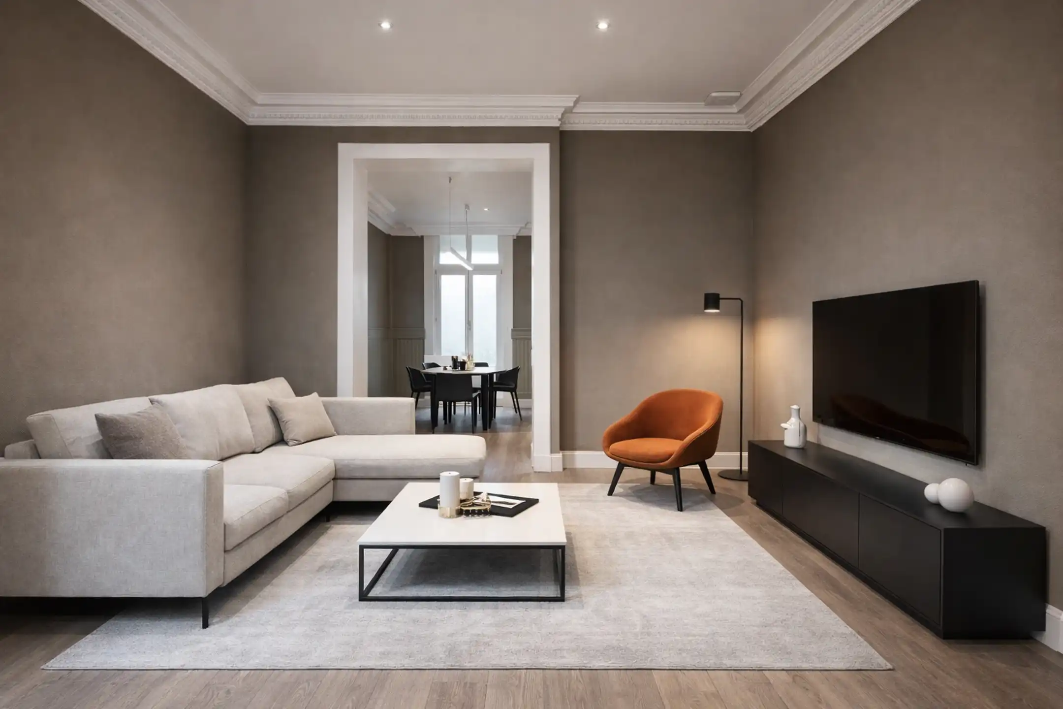 Ruime karakter woning van 220m² op 320m² grond. foto 6