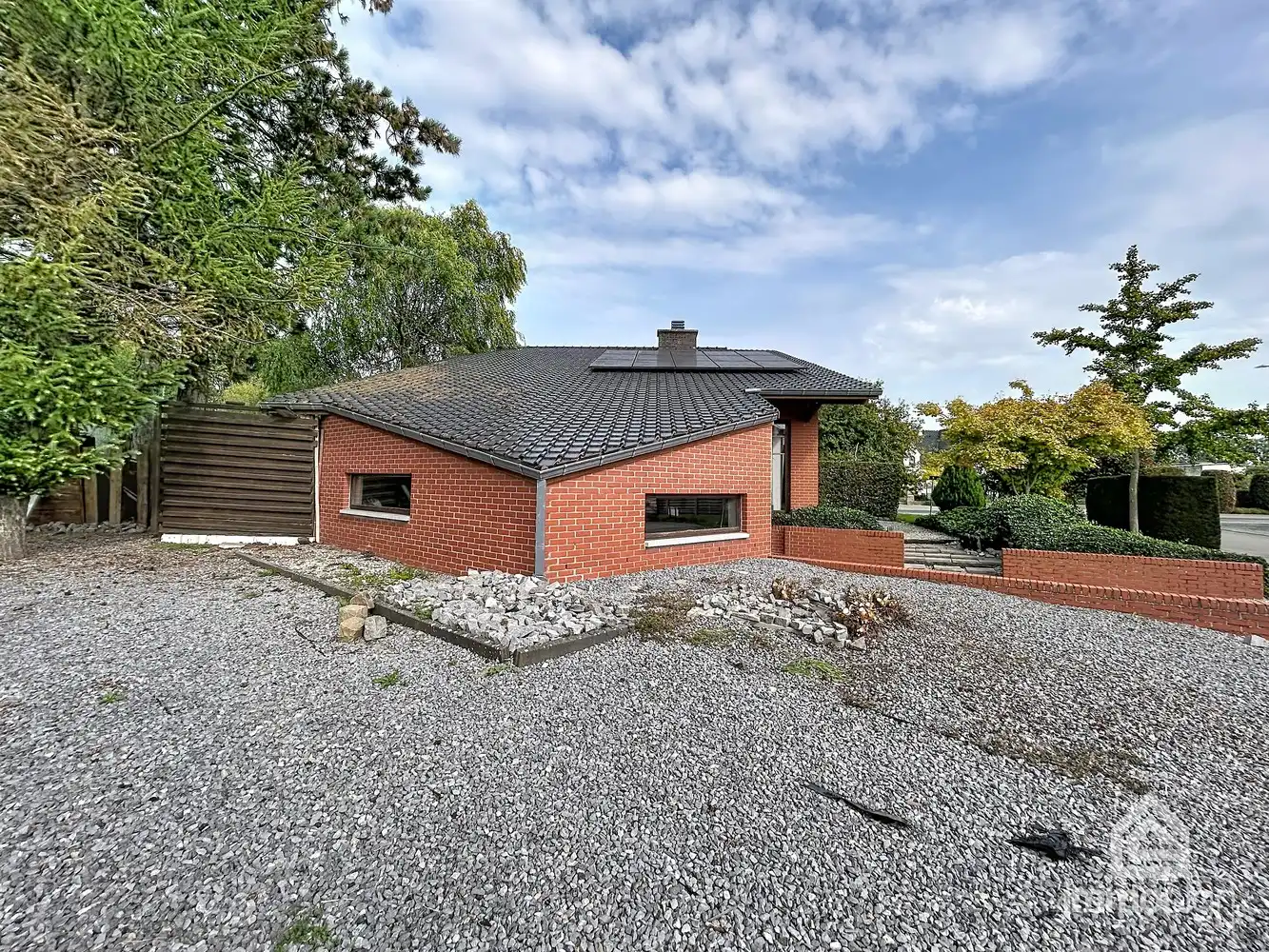 Karaktervolle vrijstaande gezinswoning met 3 slaapkamers nabij Bree centrum! foto 46