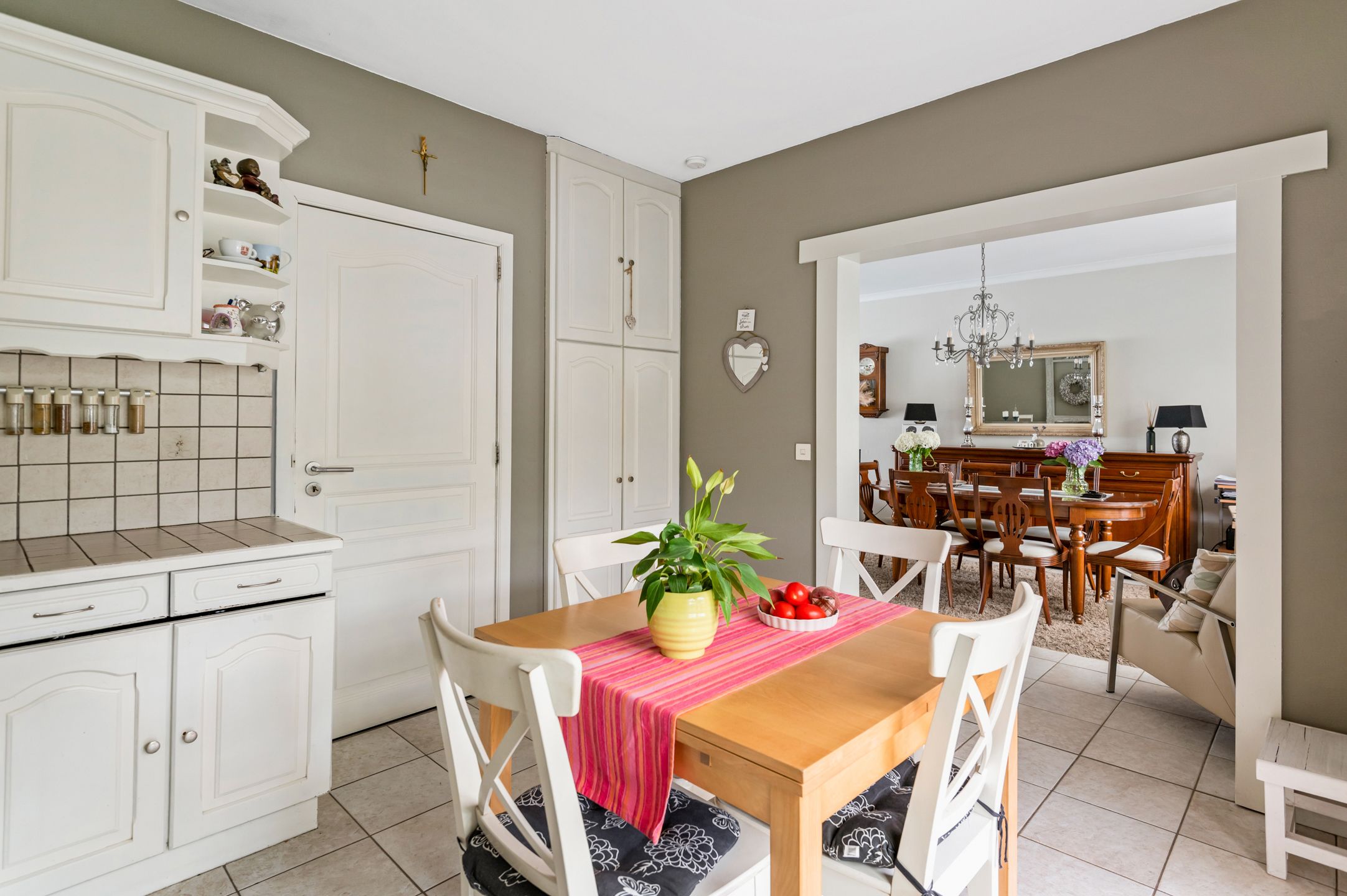 Instapklare woning met 4 slpks op gunstige ligging foto 10