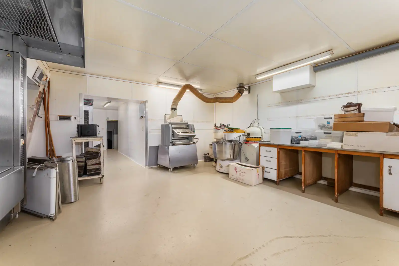 Woning (4slpk) met winkel en atelier! foto 7