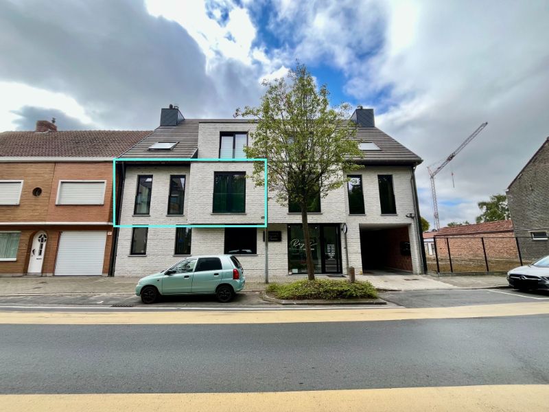 RUIM NIEUWBOUWAPPARTEMENT MET TERRAS EN GARAGE foto {{pictureIndex}}