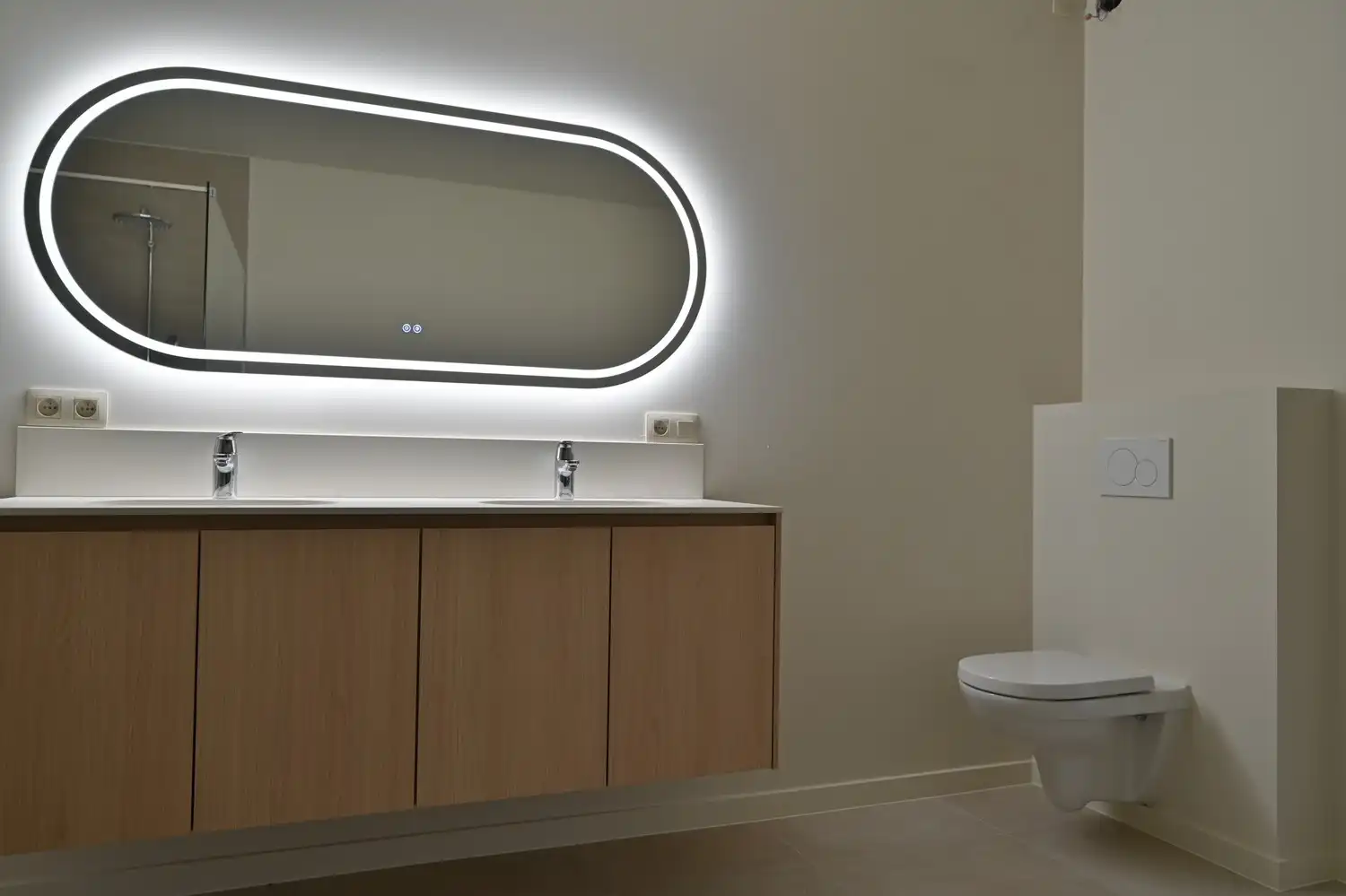 Compleet gerenoveerd appartement van 206 m² met 3 slaapkamers en 2 badkamers, gelegen aan de stadsrand van Hasselt foto 15