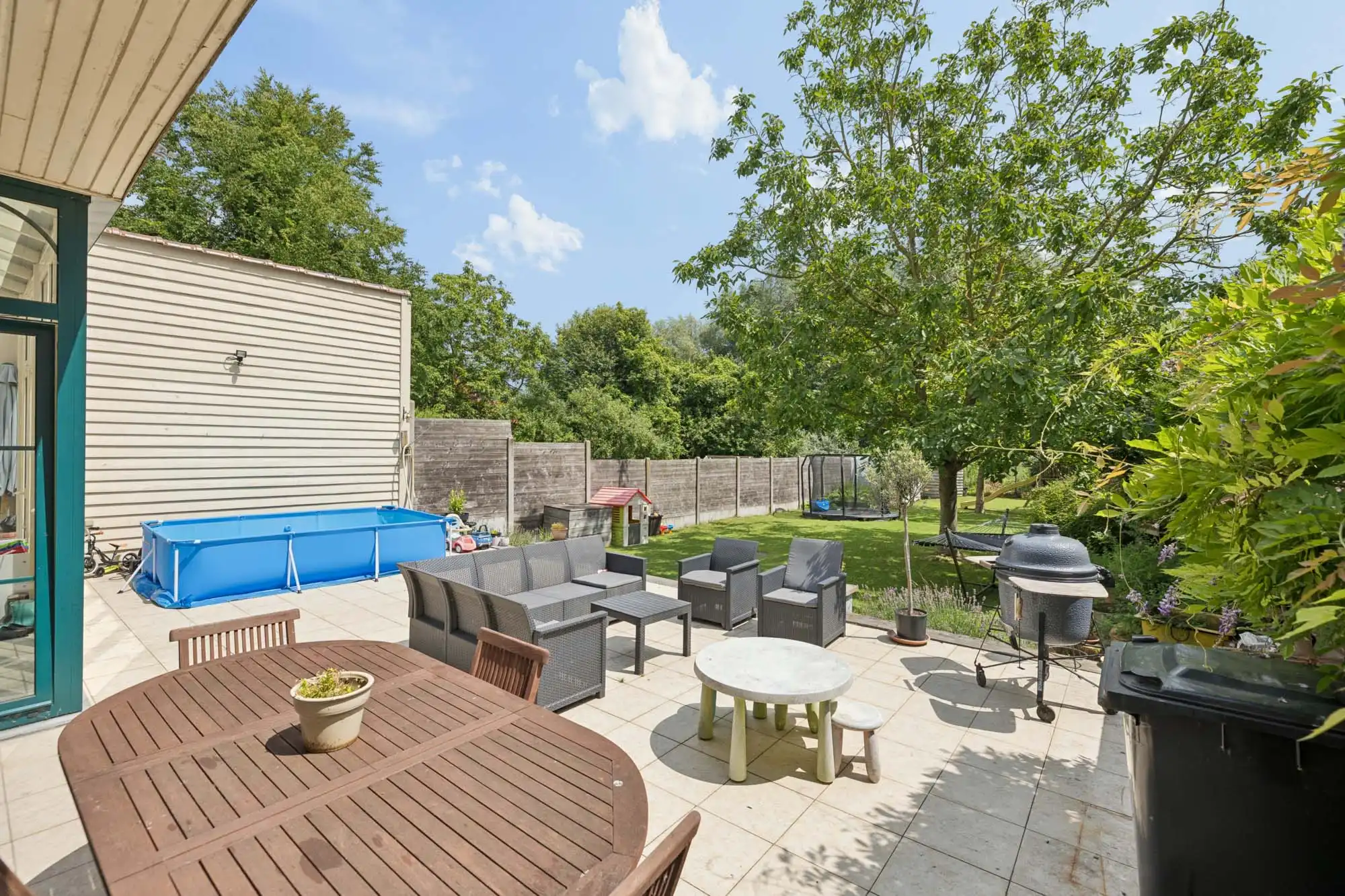 Instapklare woning met 3 slaapkamers en grote tuin foto 16