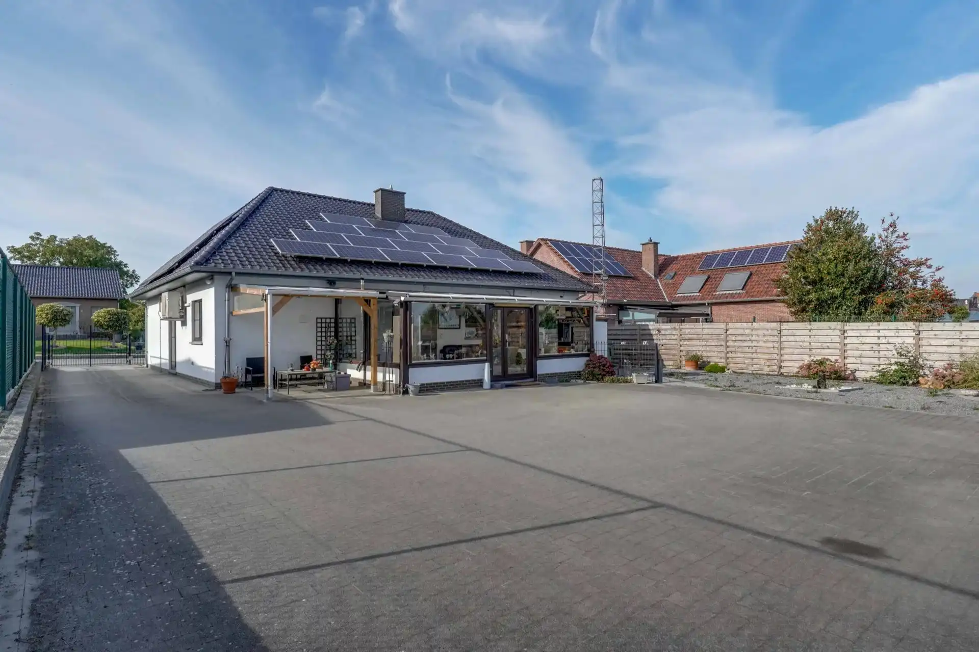 Ruime villa met 3 slaapkamers, dubbele garage en zolder van 116m² - landelijke topligging in Schalkhoven foto 3