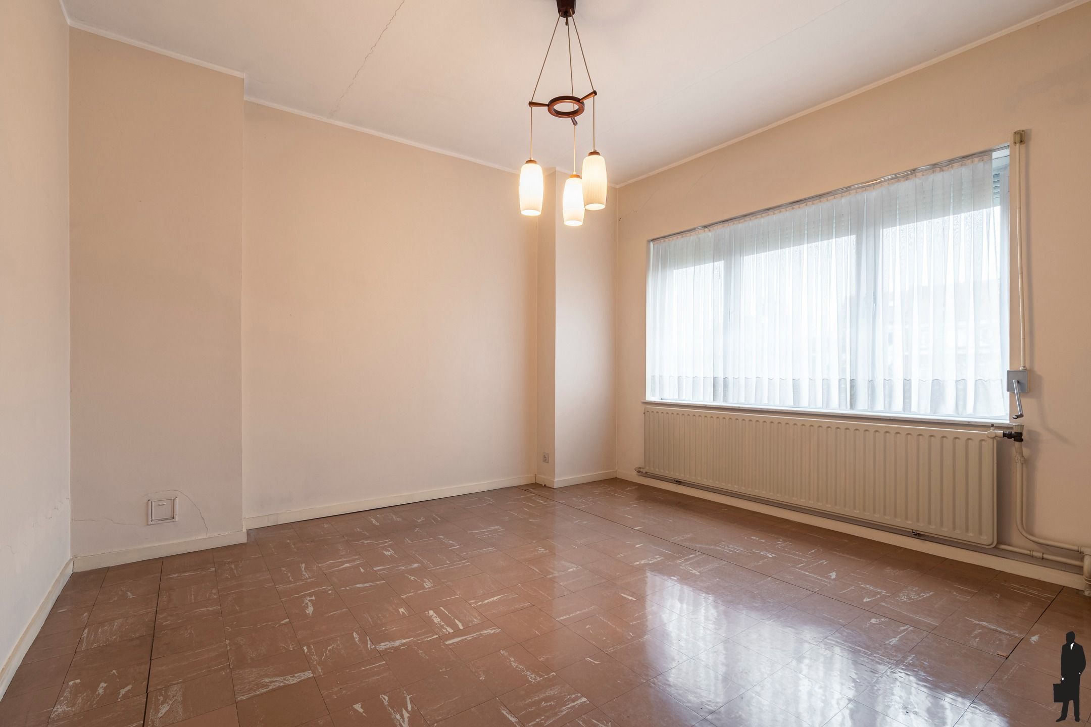 Te renoveren woning in de gegeerde Molenveldwijk te Edegem foto 16