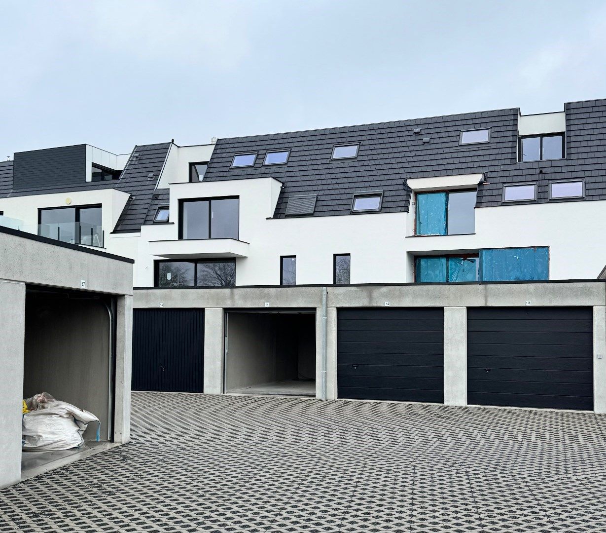 Uniek nieuwbouw appartement met 2 slaapkamers en veel zonlicht te Eernegem foto 17