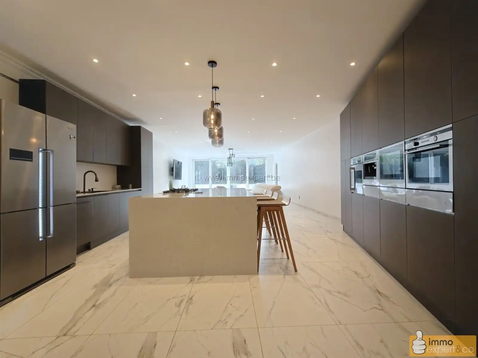 TERNAT: Volledig gerenoveerde woning, 3 slpkrs, centrum foto 6