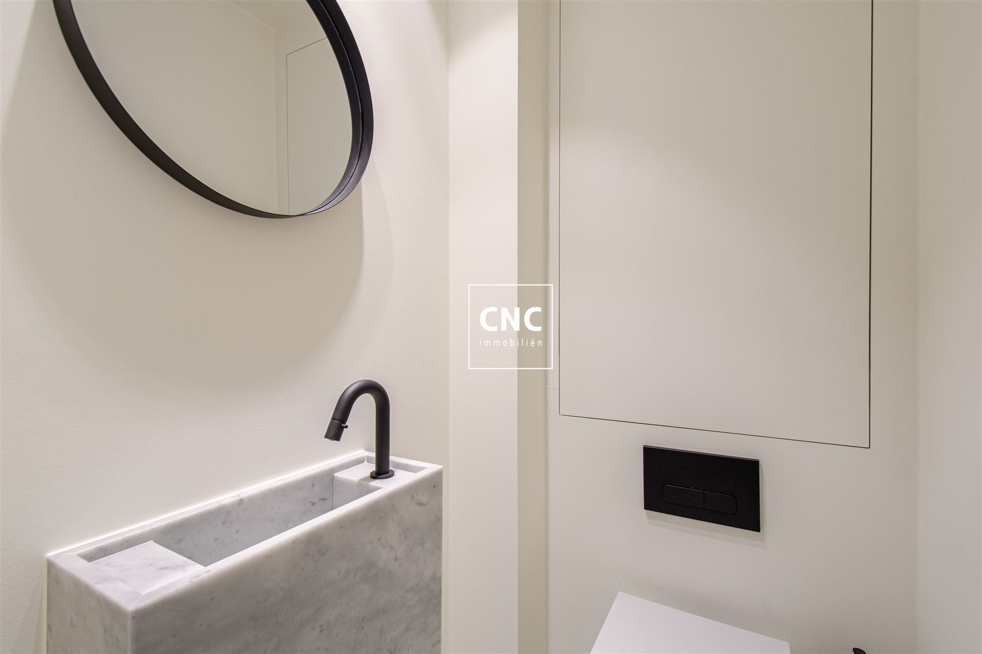 Prachtig lichtrijk hoek appartement met magnifiek open zicht foto 7