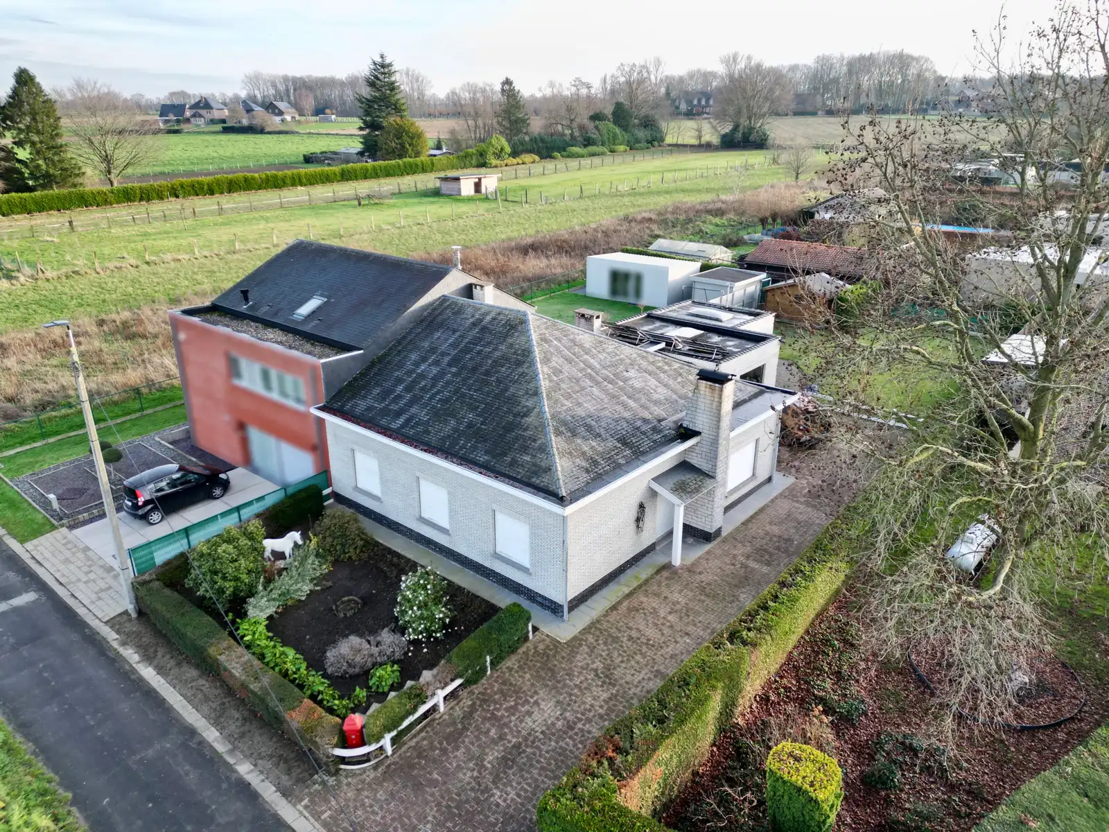 Rustig gelegen, halfopen Bungalow met veel potentieel! foto 21