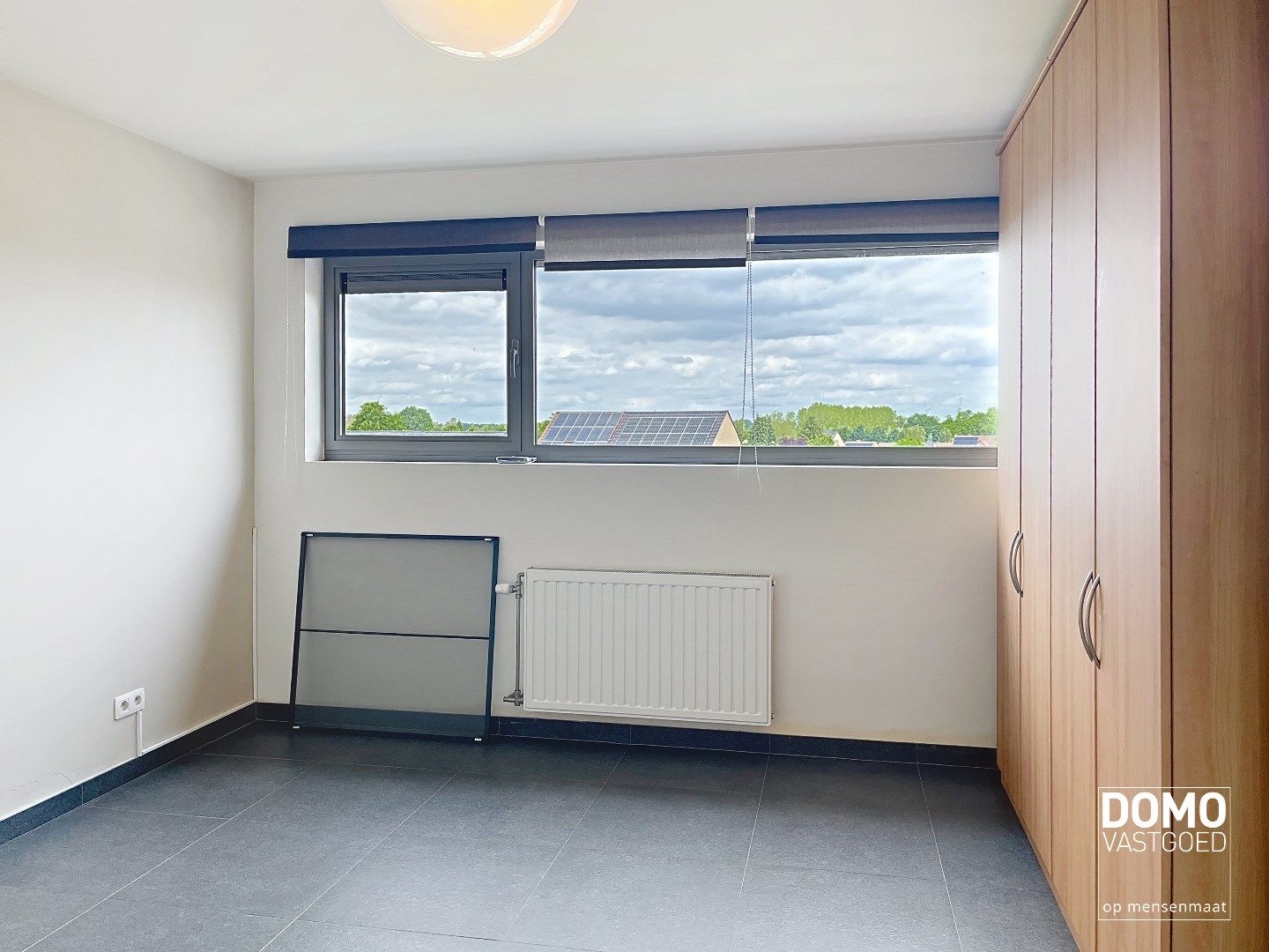 LICHTRIJK DUPLEXAPPARTEMENT MET ZUIDGERICHT TERRAS TE KERMT foto 12