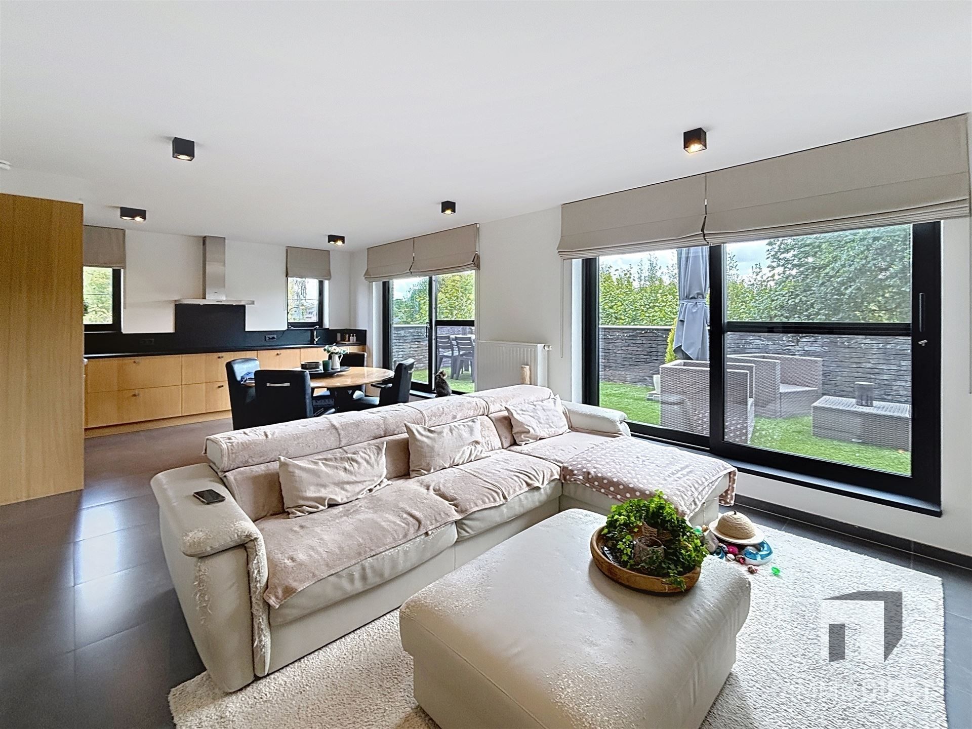 Modern duplex appartement met 3 slpkmrs foto 4