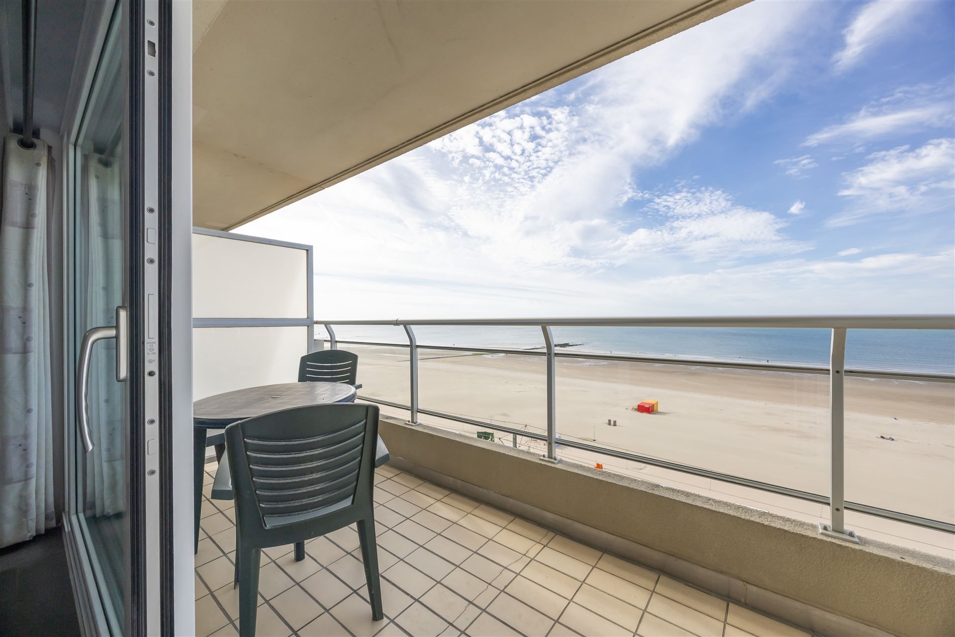 ()=>{if(producerUpdateValueVersion(node),producerAccessed(node),node.value===ERRORED)throw node.error;return node.value} Zeedijk 25/0511 - 8430 MIDDELKERKE
