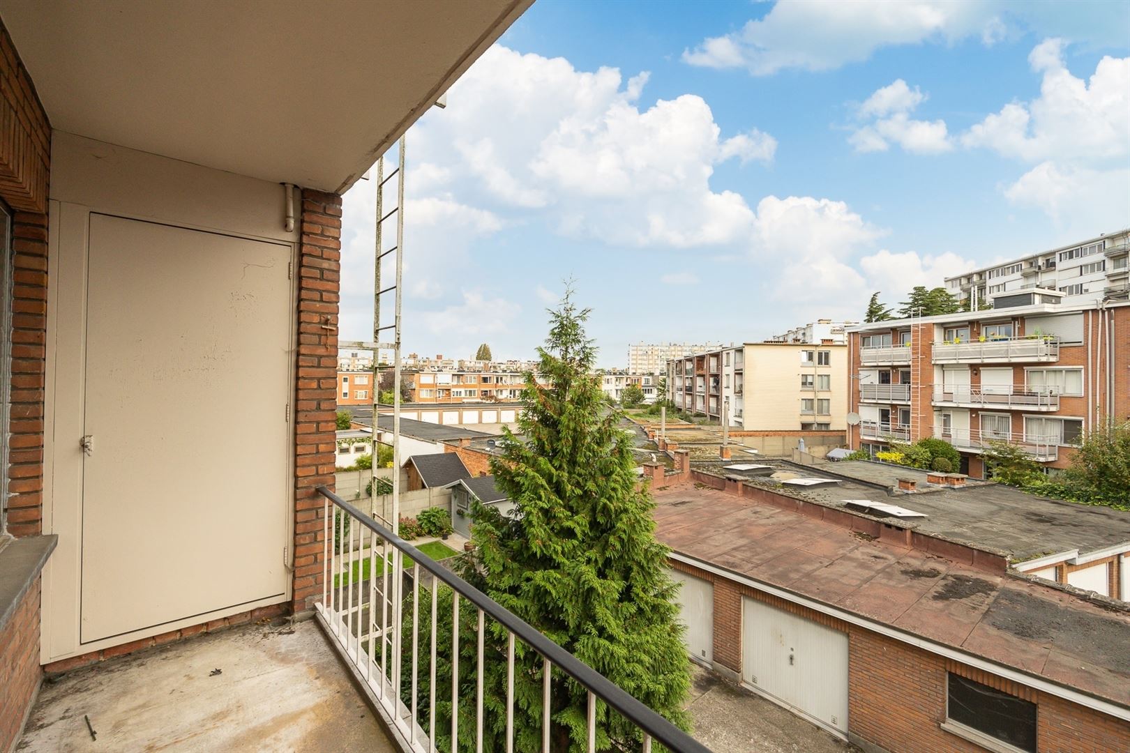 Kom genieten van dit prachtige te renoveren appartement met een vleugje charme!  foto 25