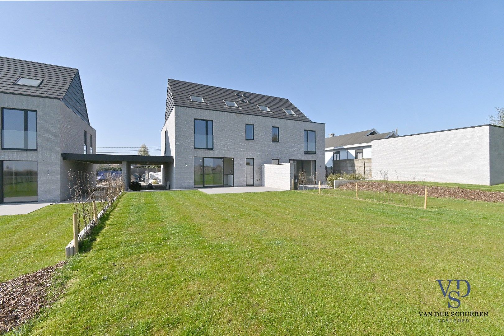 IN OPTIE ! Half Open Bebouwing met afzonderlijke garage  foto 39