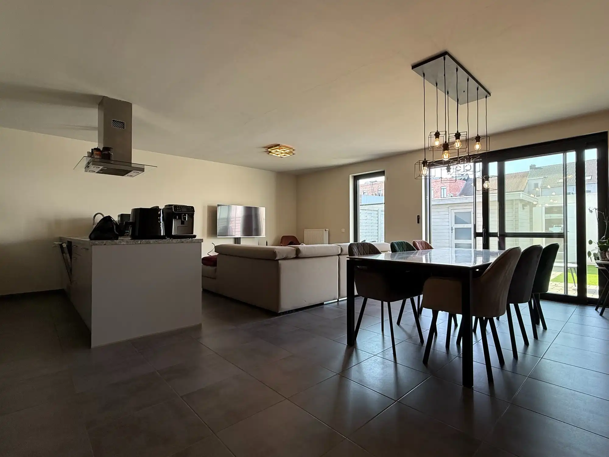 Mooi instapklaar gelijkvloers appartement nabij station | Oude Vijvestraat foto 4