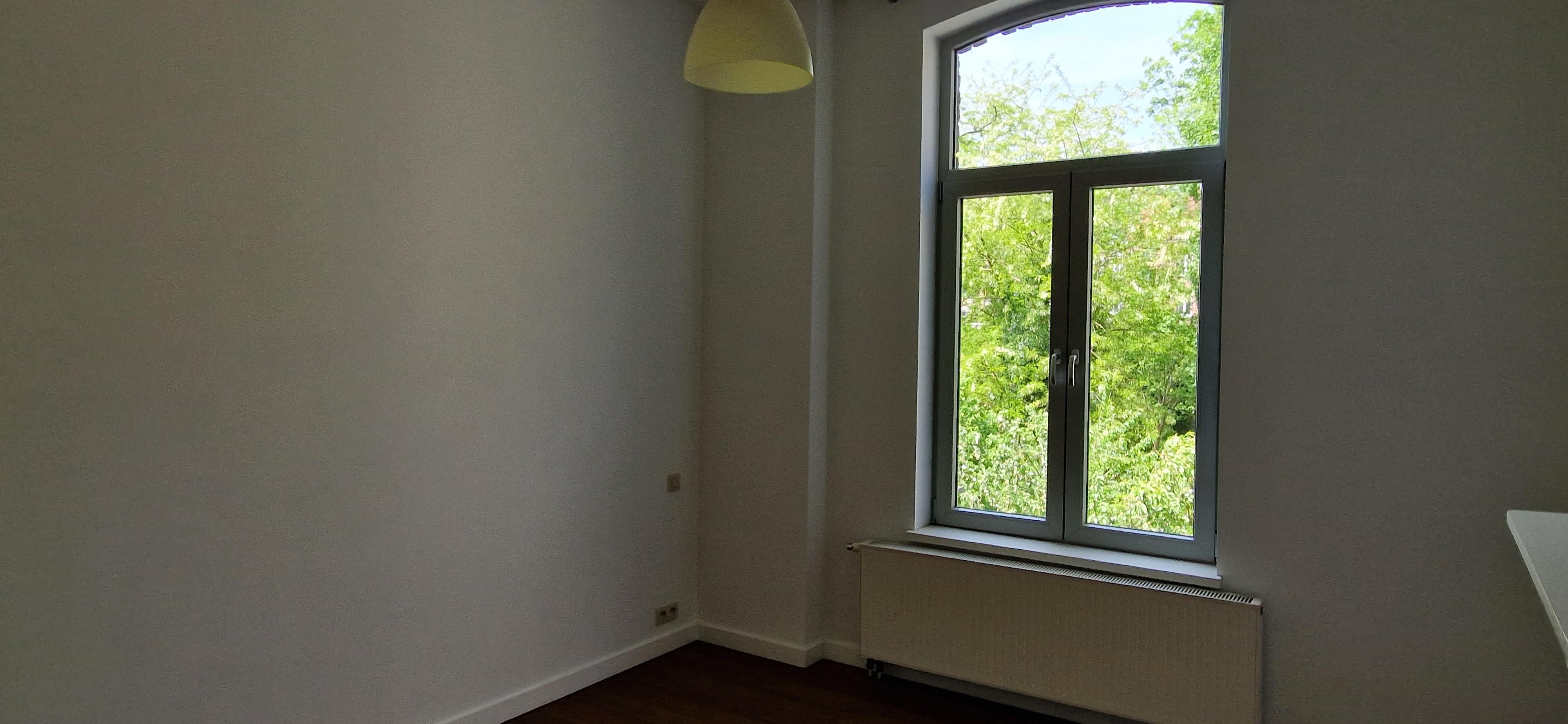Karaktervolle HERENWONING met mooie leefruimten, 4 slaapkamers en een rustgevende tuin  op 1 are 70 ca.   foto 21