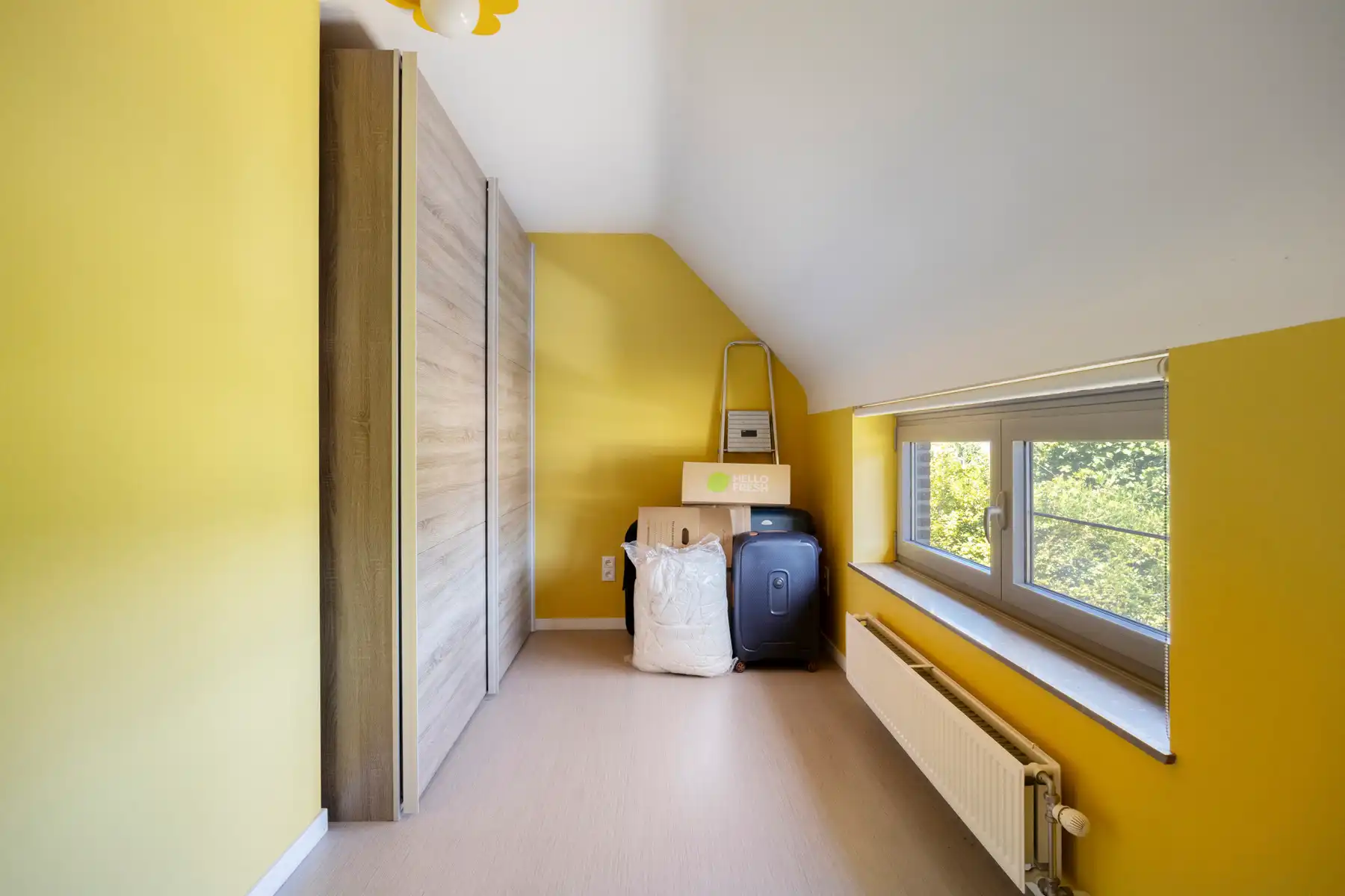 Instapklare HOB met 5 kamers + bureau, en aangename tuin! foto 22