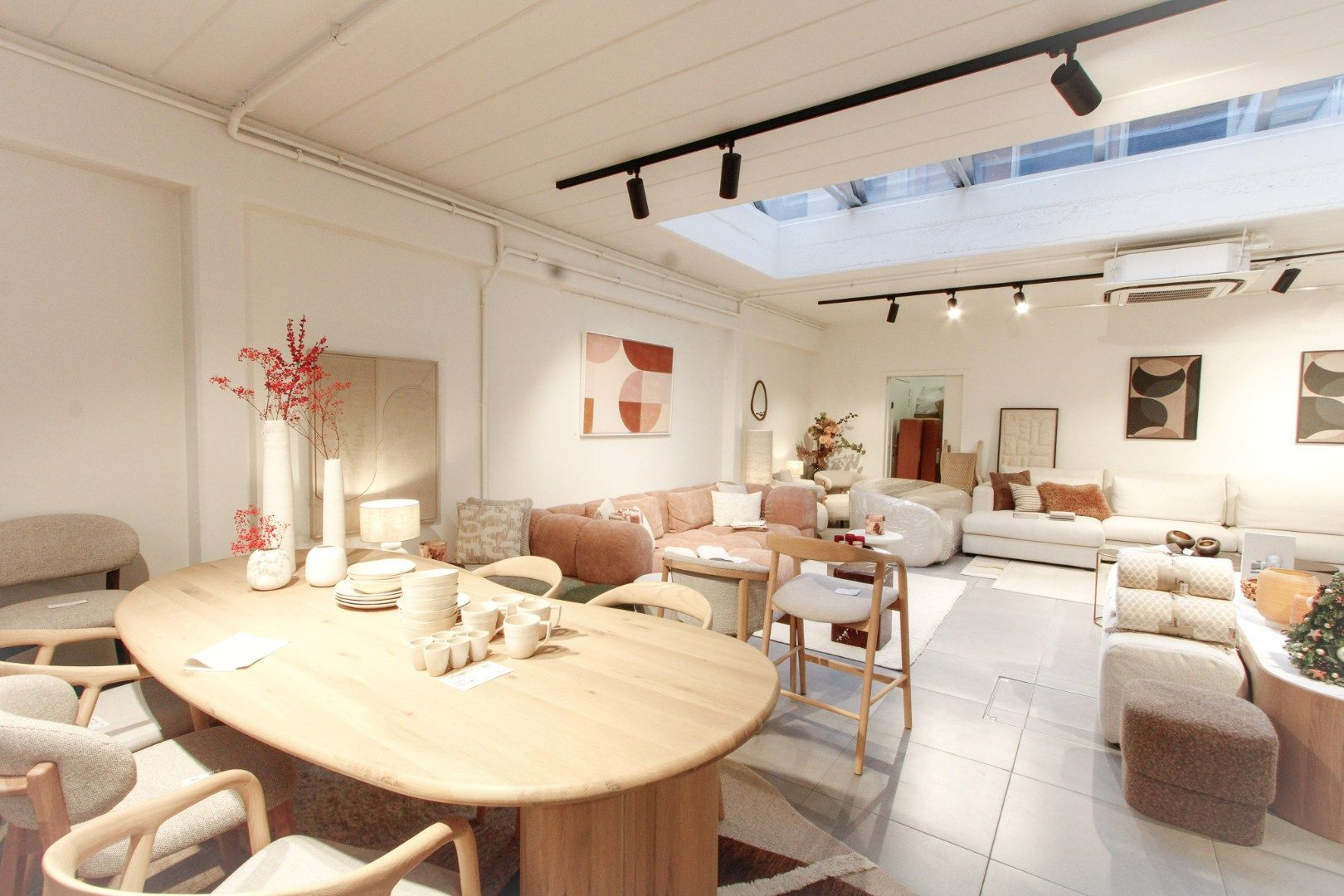 Verhuurd handelspand te koop Lippenslaan 253  foto 4