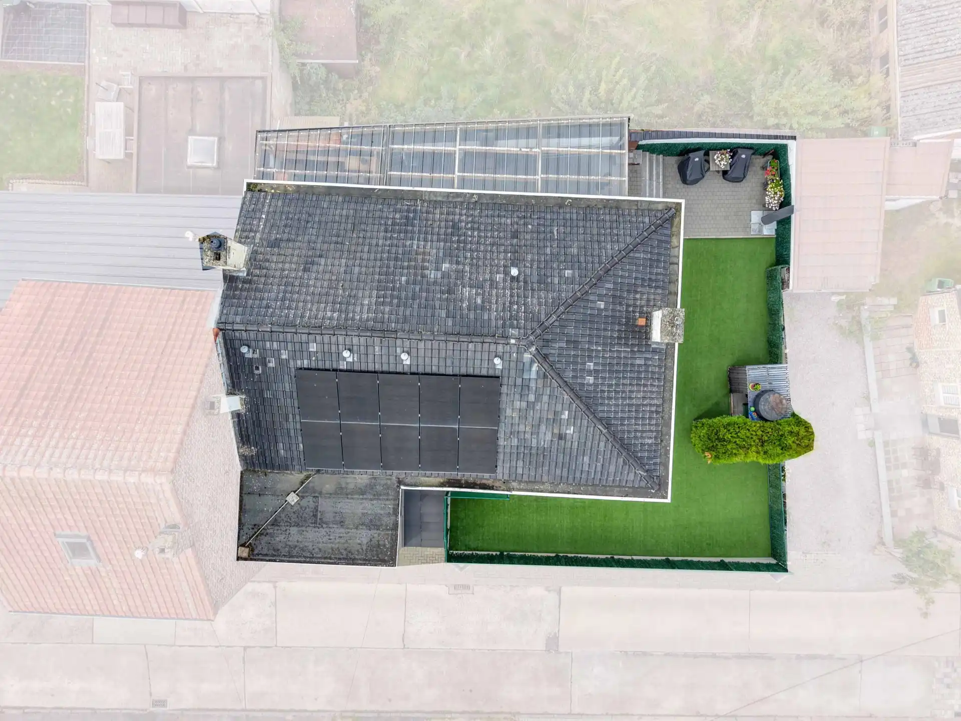 Gezellige bungalow  met tuin op rustige locatie foto 2