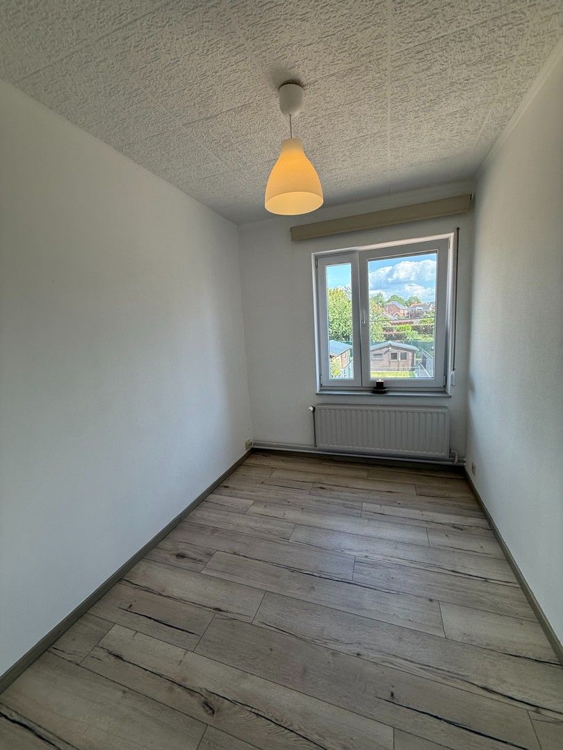 Mooi instapklaar appartement met 3 slaapkamers, ruim terras en tuintje gelegen in Waltwilder. foto 14