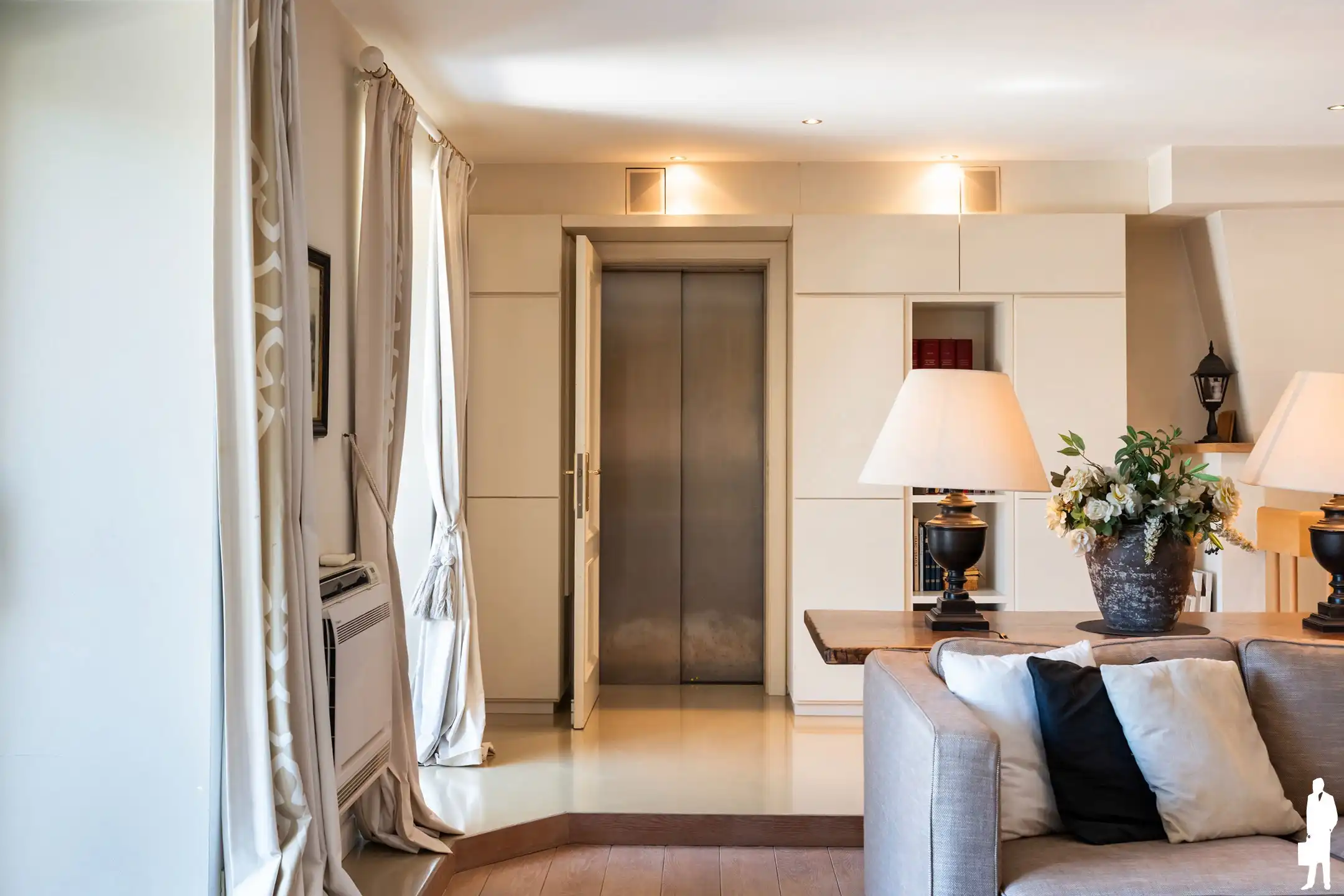 Exclusieve duplex-penthouse van ca. 213 m² in kasteel Blauwhof met 2 terrassen, lift en garagebox foto 4