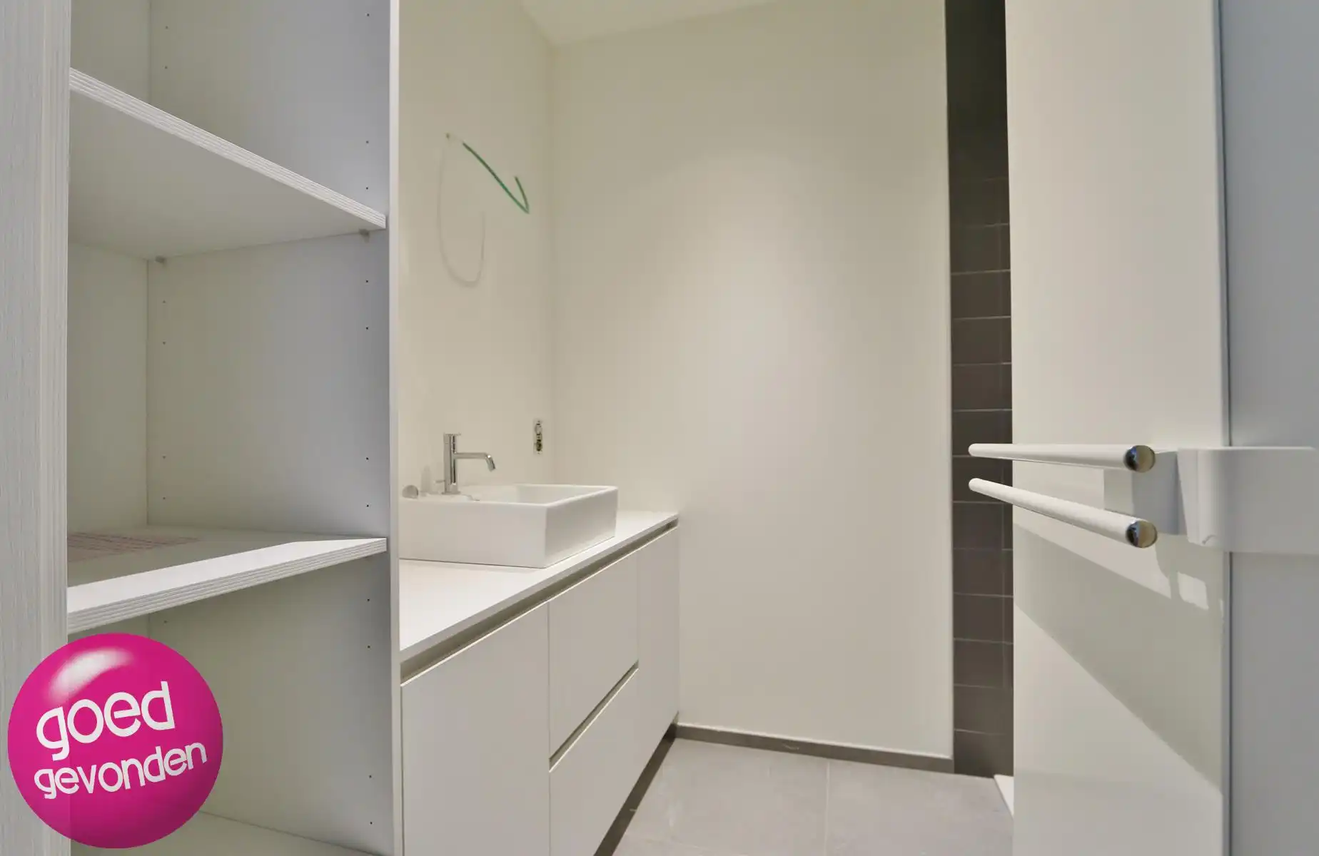 Prachtig vernieuwd 1-slk-app. centrum Hasselt foto 7