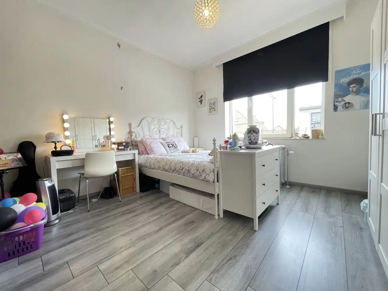 Unieke gerenoveerde woning met 5 slaapkamers en bureau foto 24