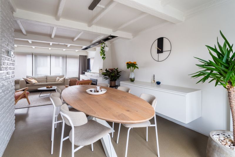 Instapklare woning, zee van ruimte, terras, P! foto 3