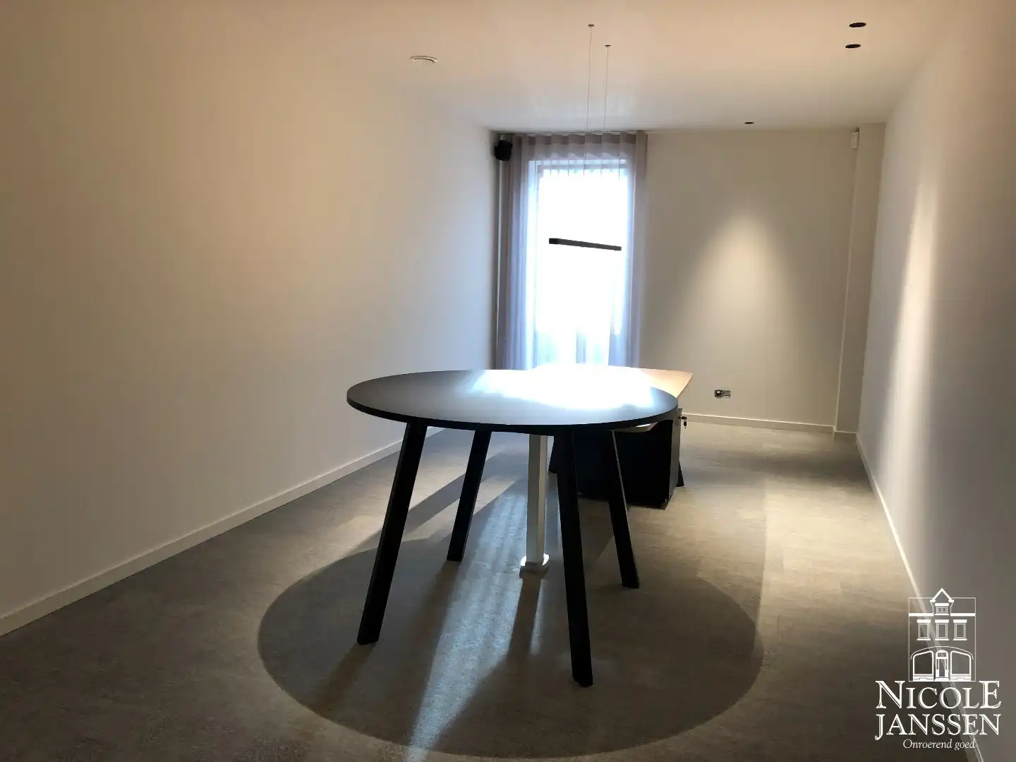 4 nieuwbouw flexruimtes van 26m² foto {{pictureIndex}}