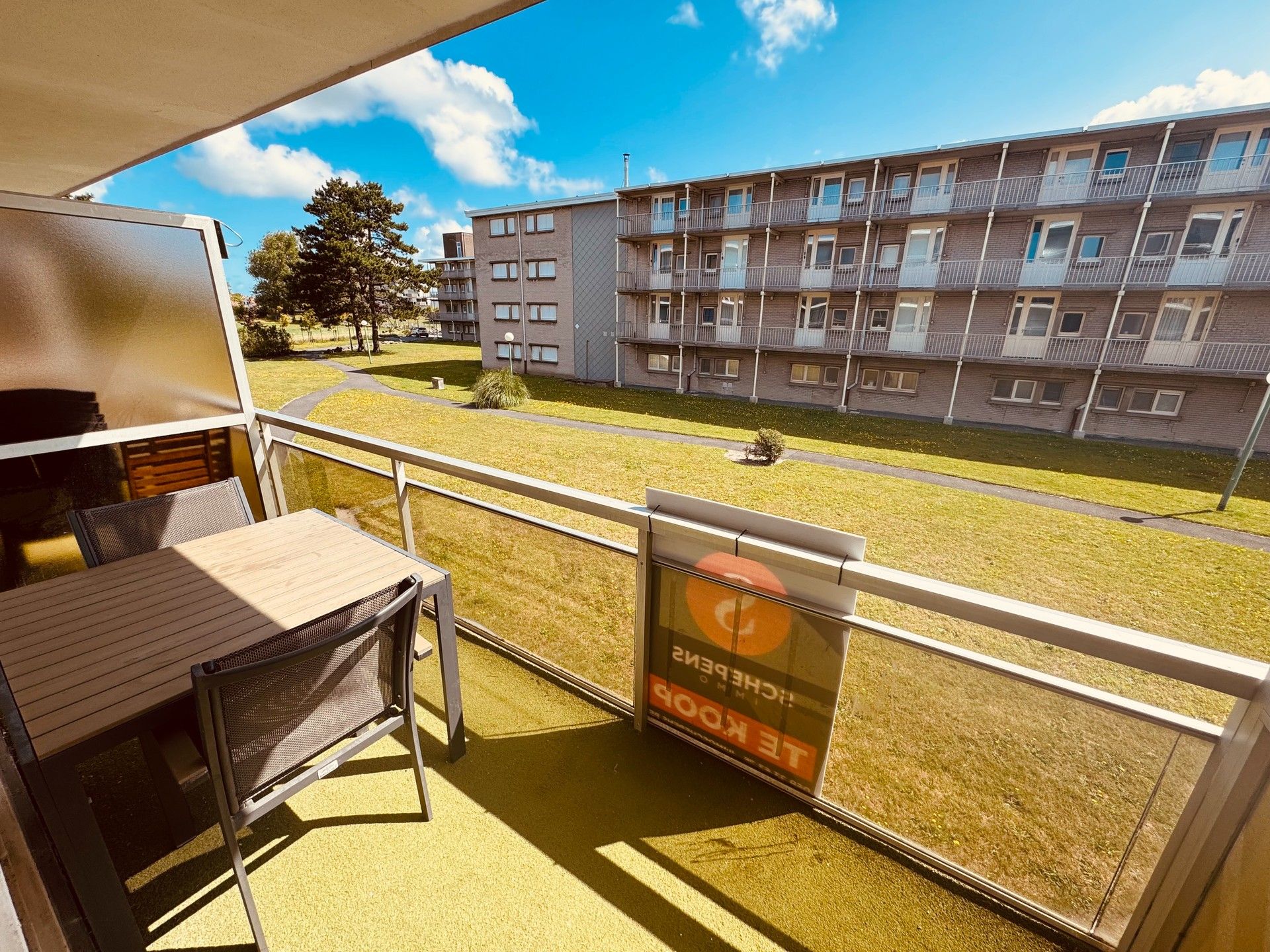 Appartement te koop op lijfrente te De Haan - Vosseslag. foto 2
