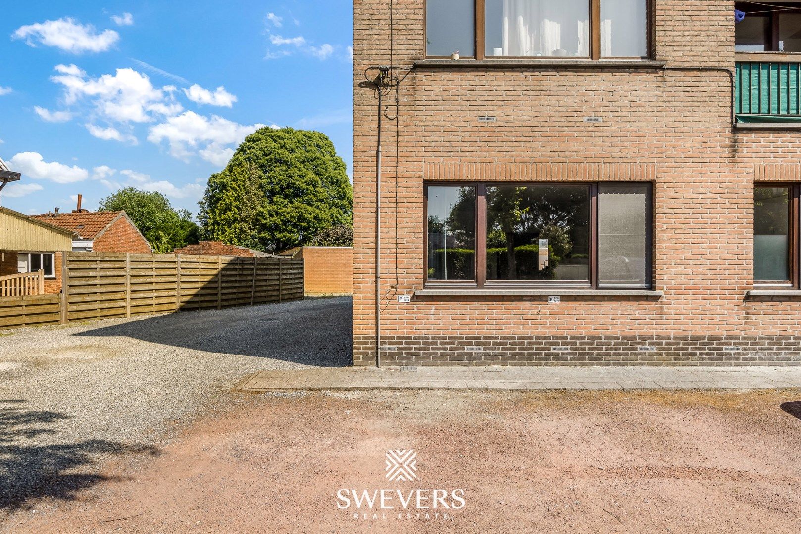 2 slaapkamer-appartement met autostaanplaats te Heppen foto 23