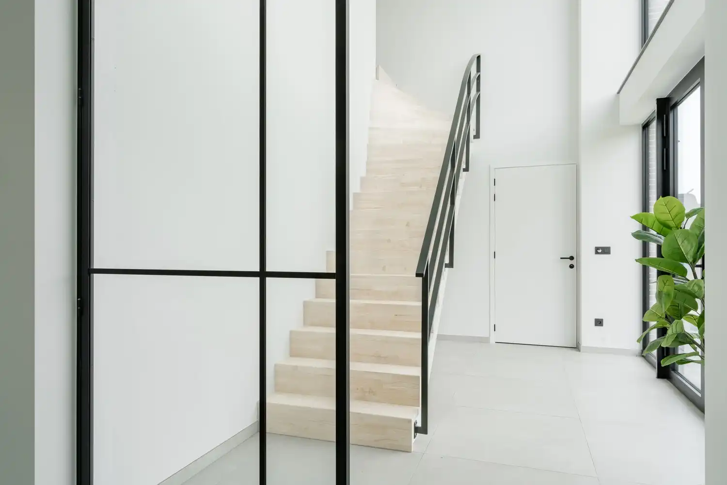 Prachtige moderne villa met 4 slaapkamers op een perceel van 700 m² te Lommel foto 3