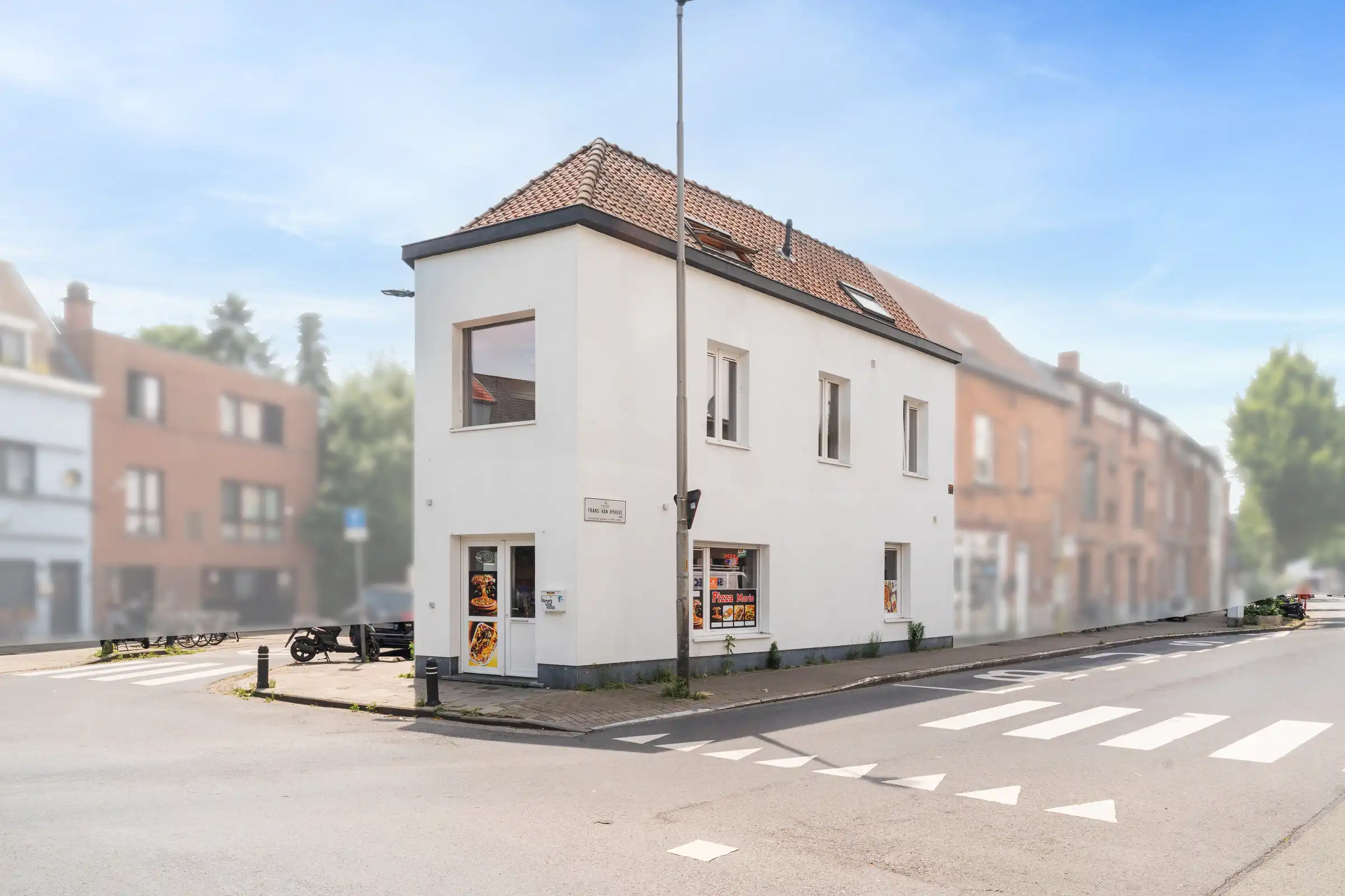 Multifunctioneel pand op commercieel interessante ligging foto 3